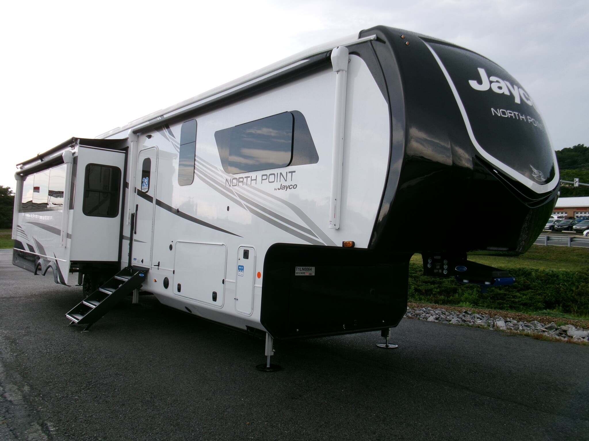 2026 Jayco North Point 381CKRE in duncansville PA