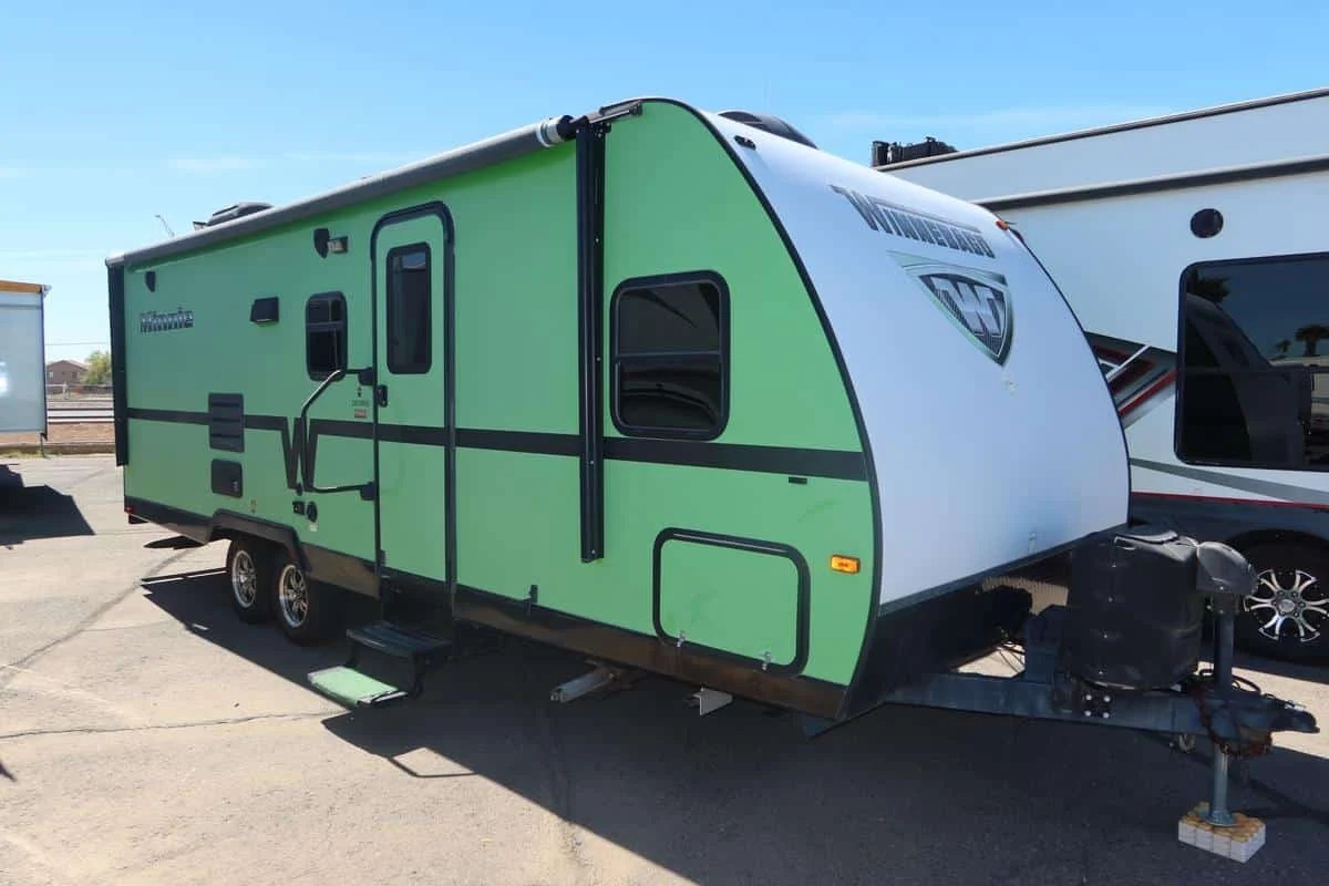 2014 Winnebago MINNIE 2451BHS in apache junction AZ
