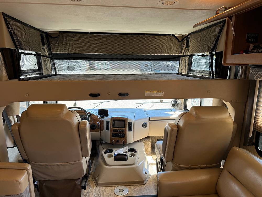 2017 Thor Motor Coach Hurricane 34J in roseville CA