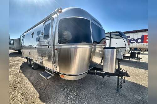 2017 Airstream Flying Cloud 25RB in abilene TX