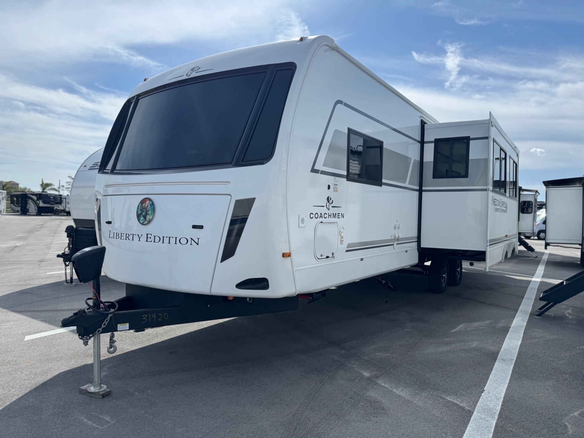 2026 Coachmen Freedom Express Liberty Edition 330BHJJ in fort myers FL