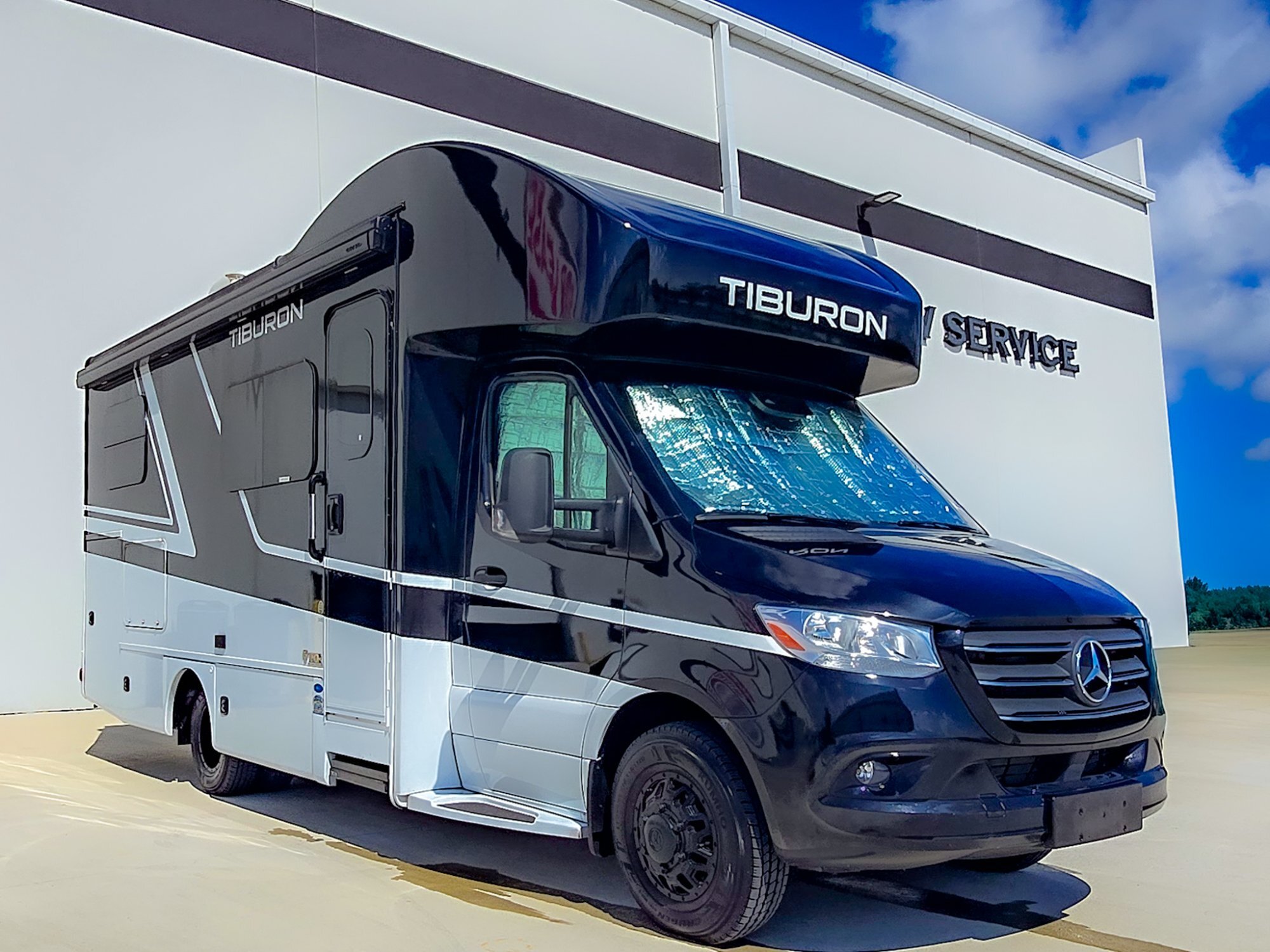 2025 Thor Motor Coach Tiburon 24XL RV