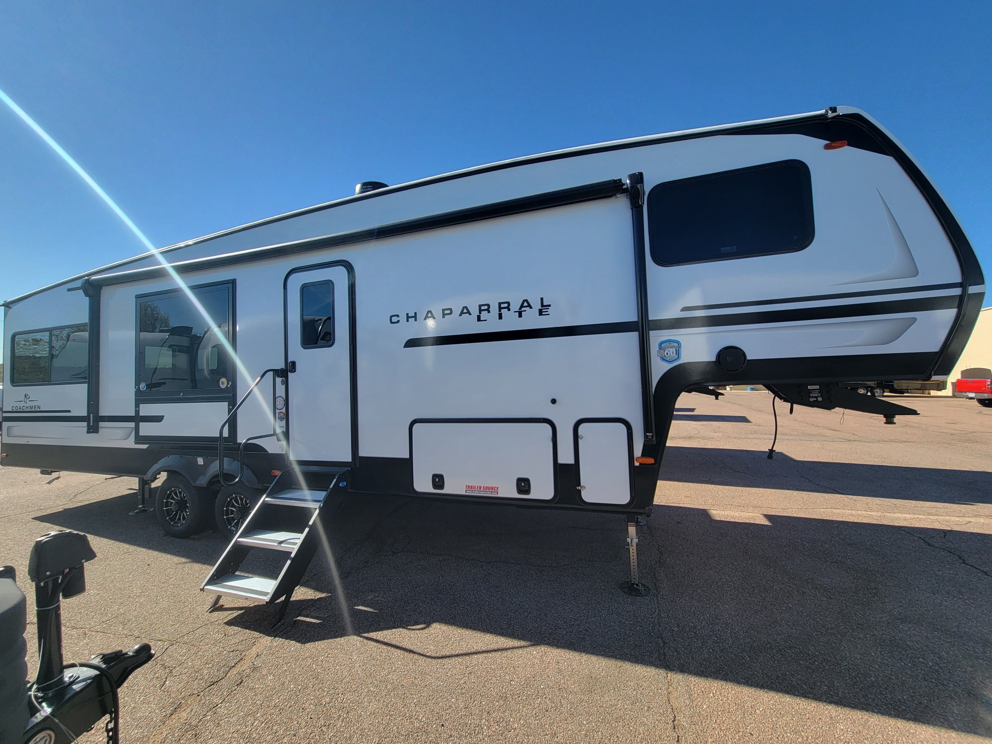 2026 Coachmen Chaparral Lite 27BAR in colorado springs CO