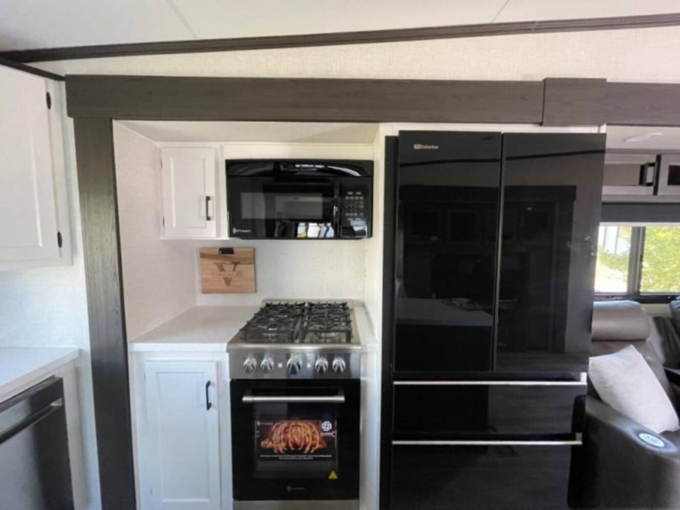 A photo of this 2026 Venture Rv SportTrek 5 Touring Edition STTF353VRK