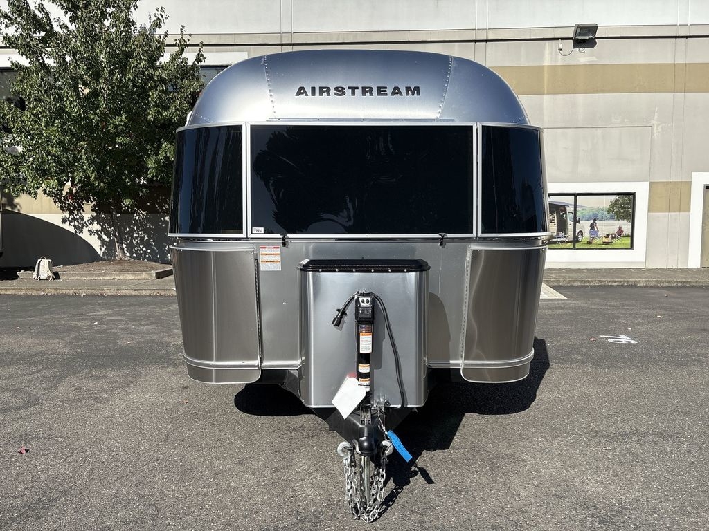 2026 Airstream Flying Cloud 25FB in milton WA