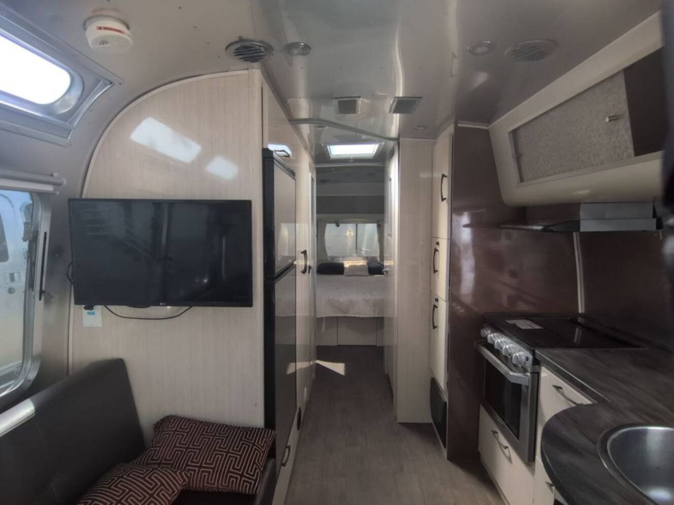 A photo of this 2020 Airstream International Serenity 27FB