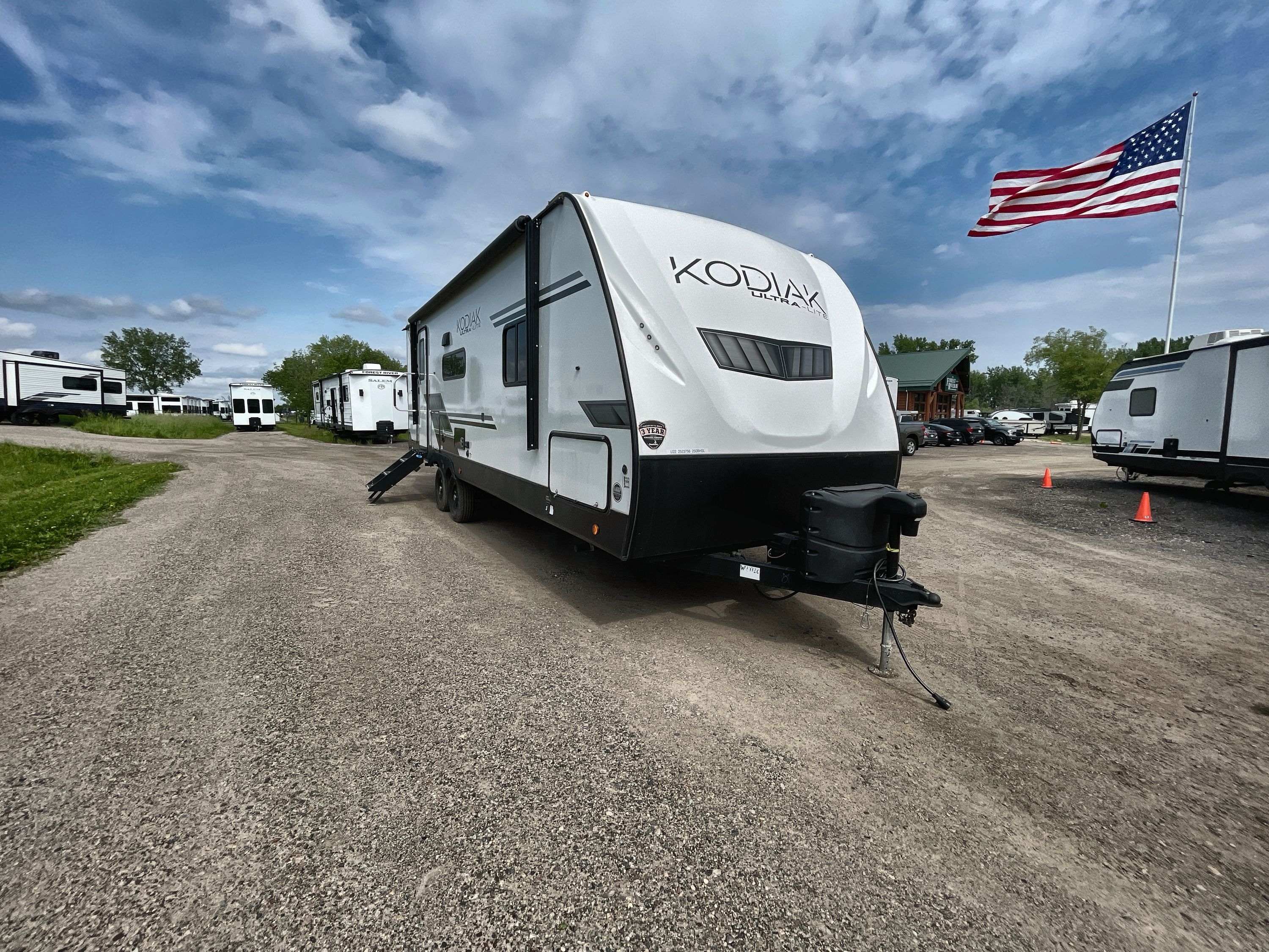 2022 Dutchmen KODIAK 250BHSL in hugo MN