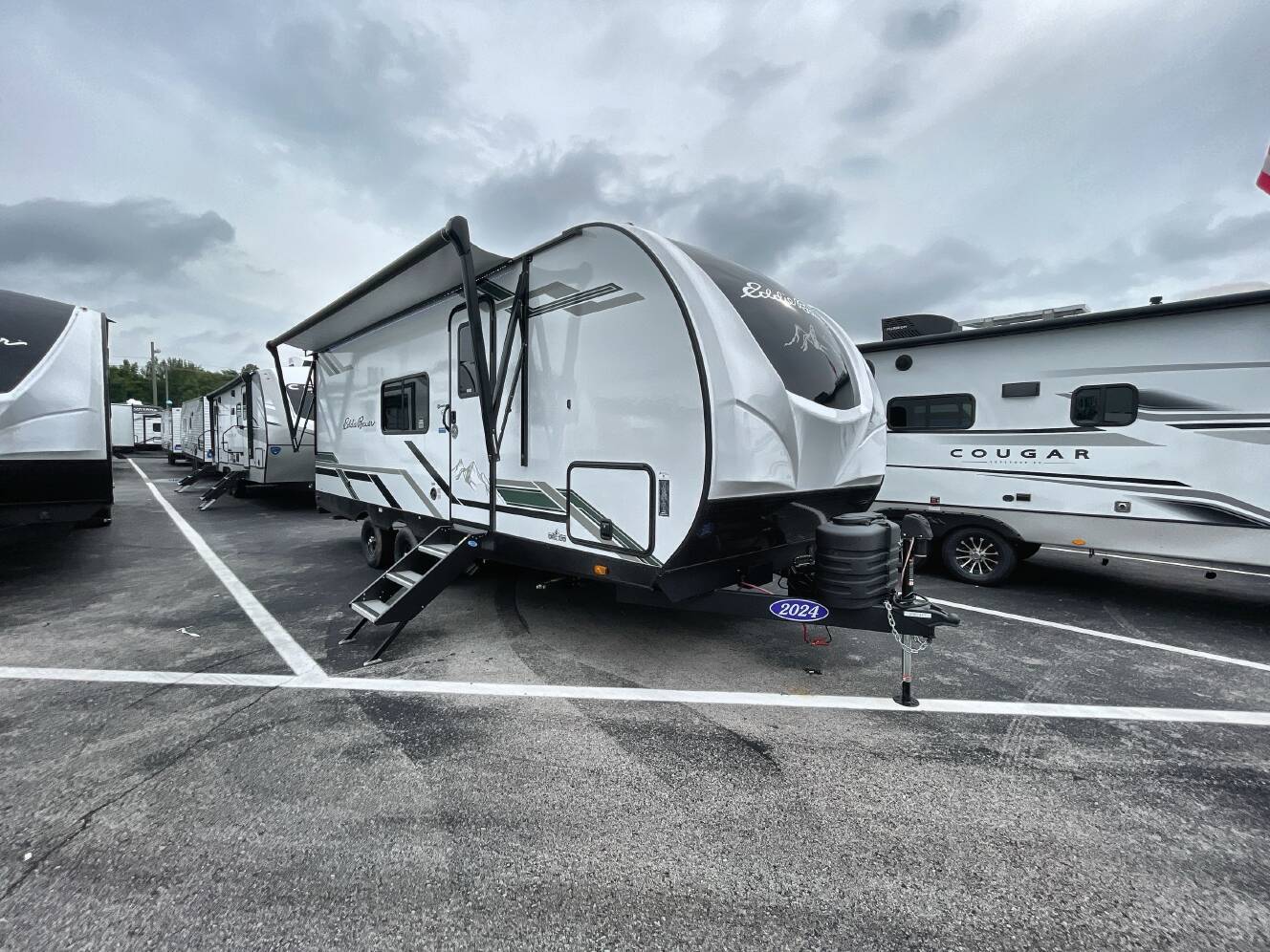 A photo of this 2024 Heartland EDDIE BAUER 223RK-L