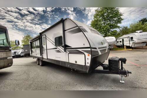2023 Coleman COLEMAN LIGHT 2955RL in manassas VA