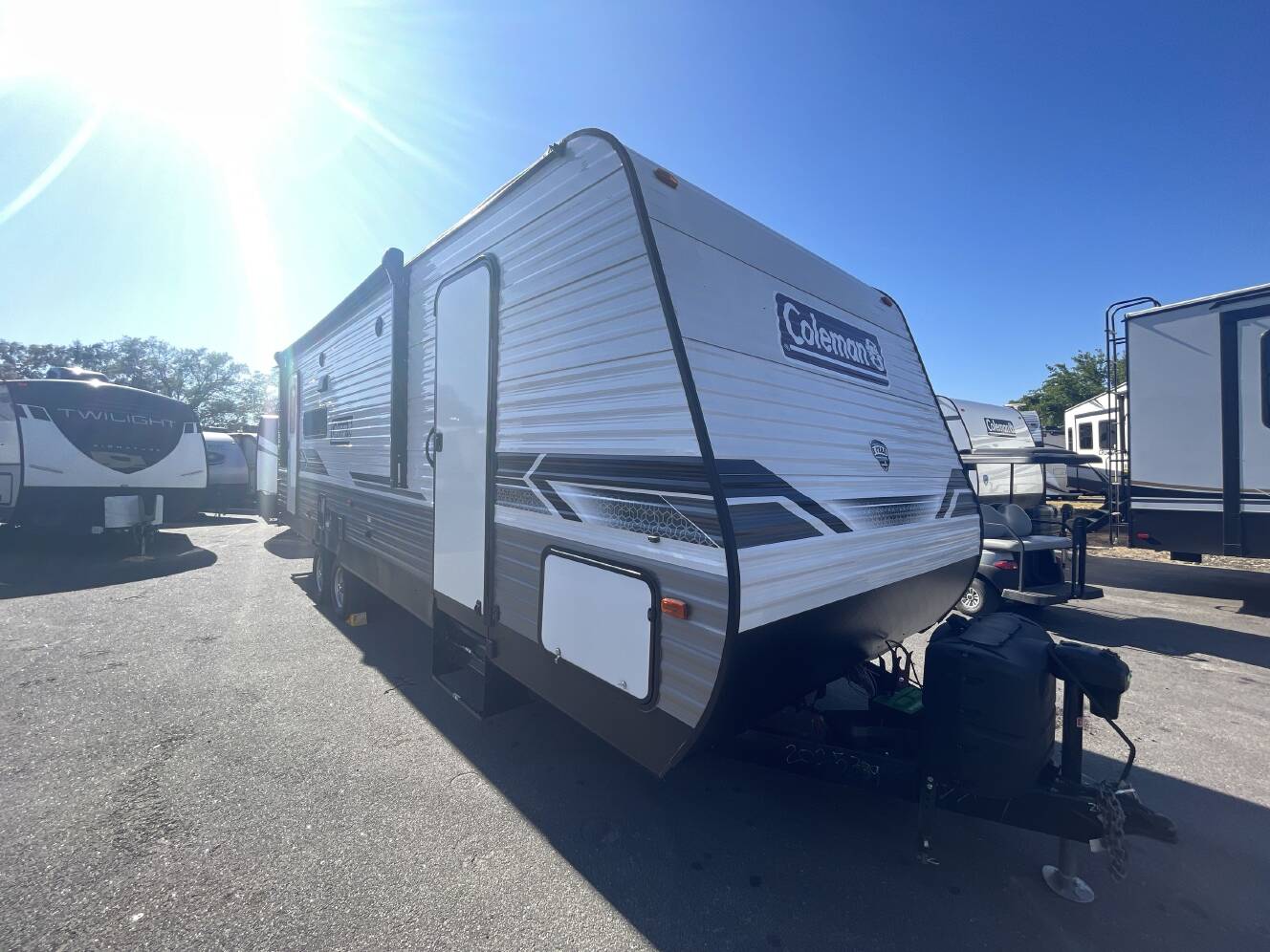 A photo of this 2022 Coleman COLEMAN LANTERN 264RL