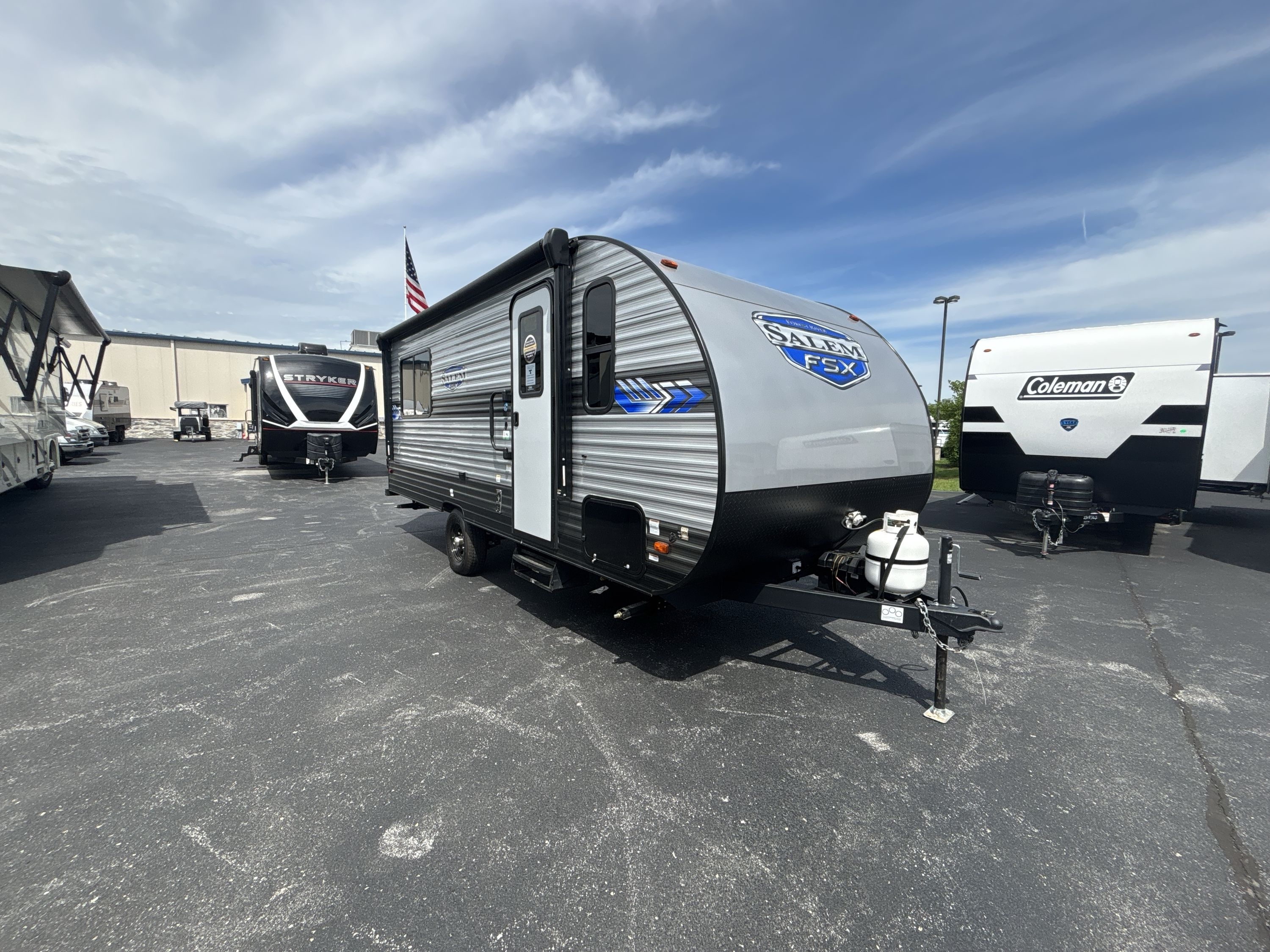 2023 Forest River SALEM FSX 161QK in georgetown KY