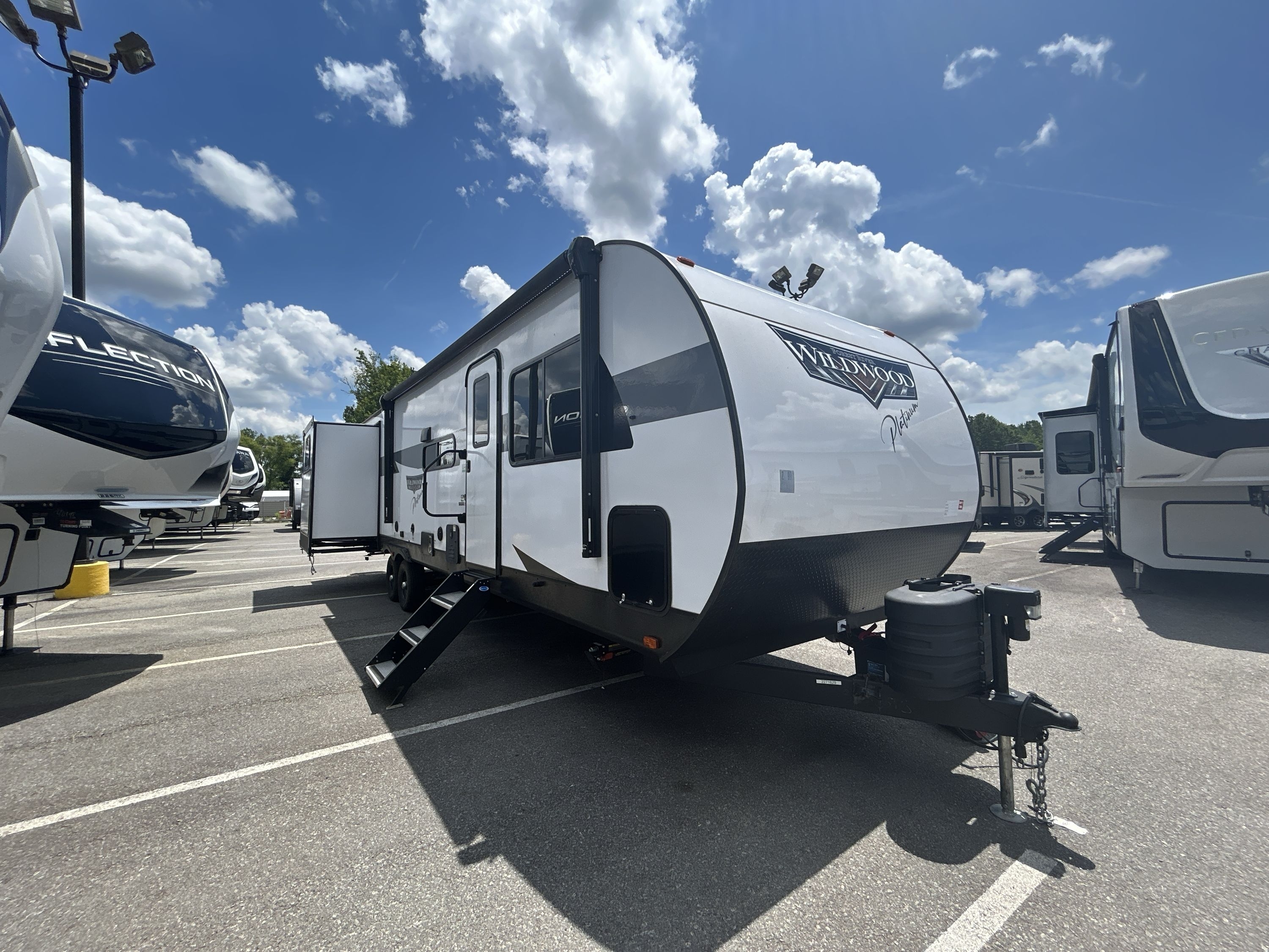 2024 Forest River WILDWOOD 31KQBTSX RV