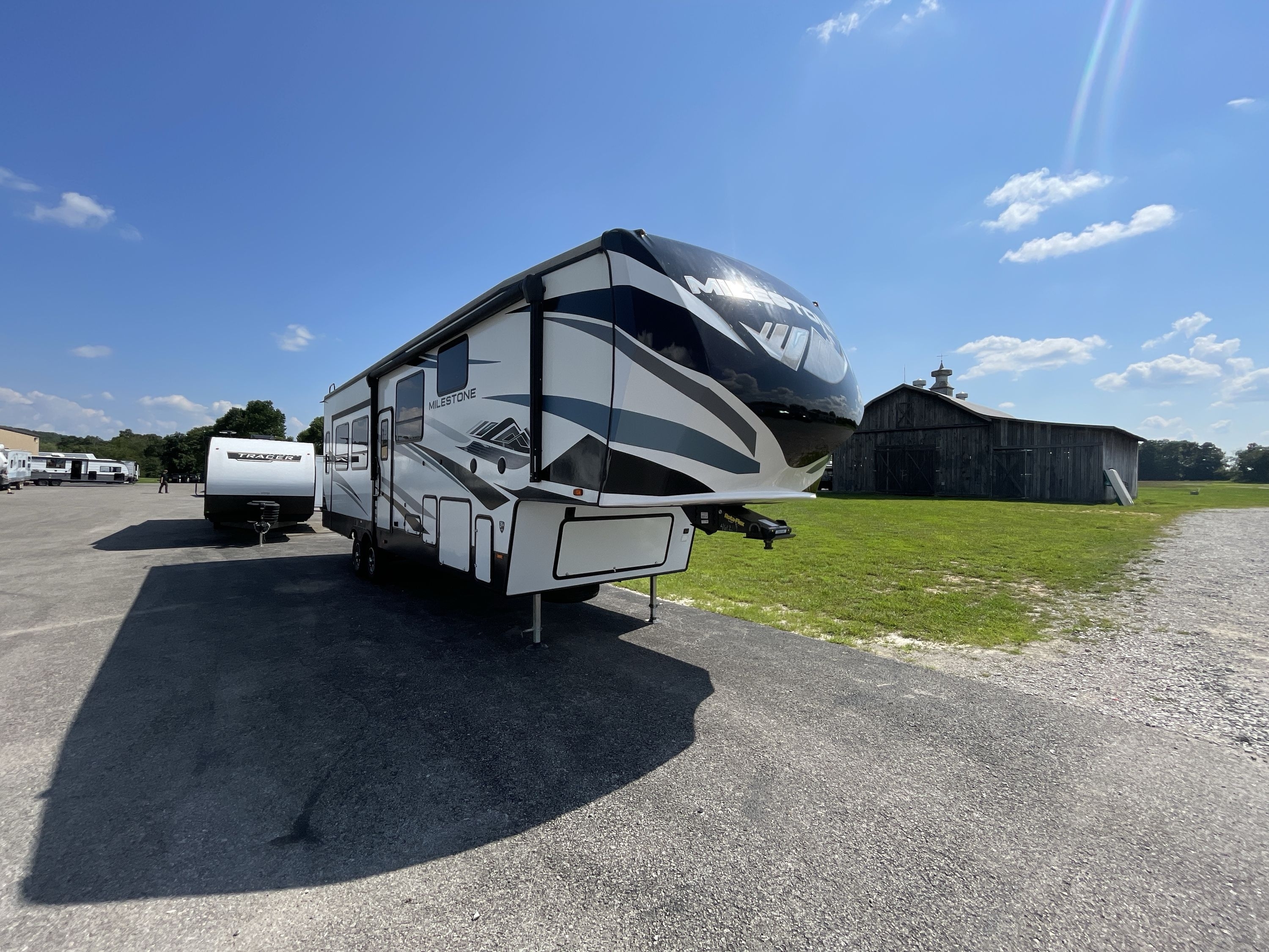 2021 Heartland MILESTONE 326RL in london KY