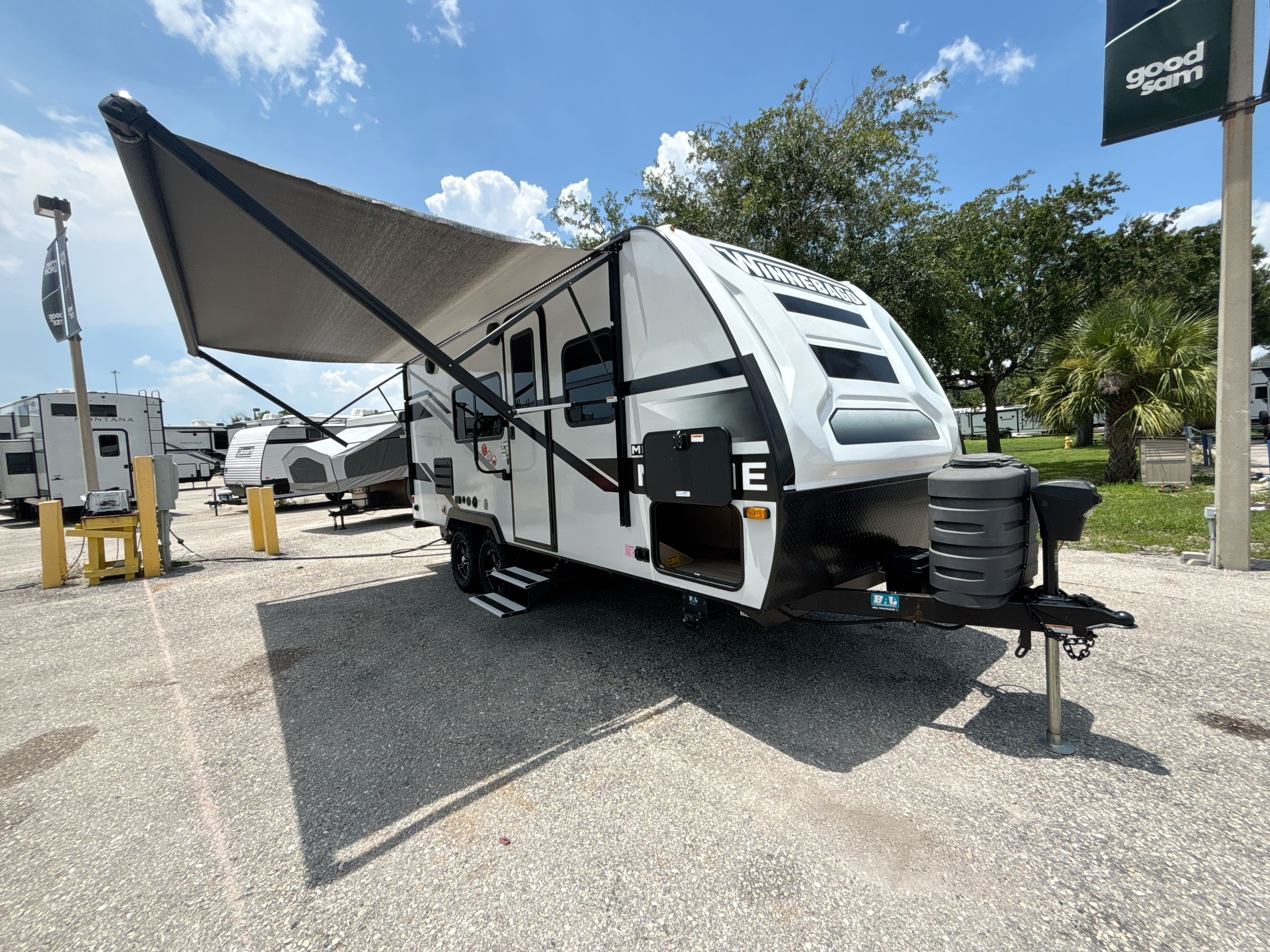 2025 Winnebago MICRO MINNIE 2108TB in fort myers FL