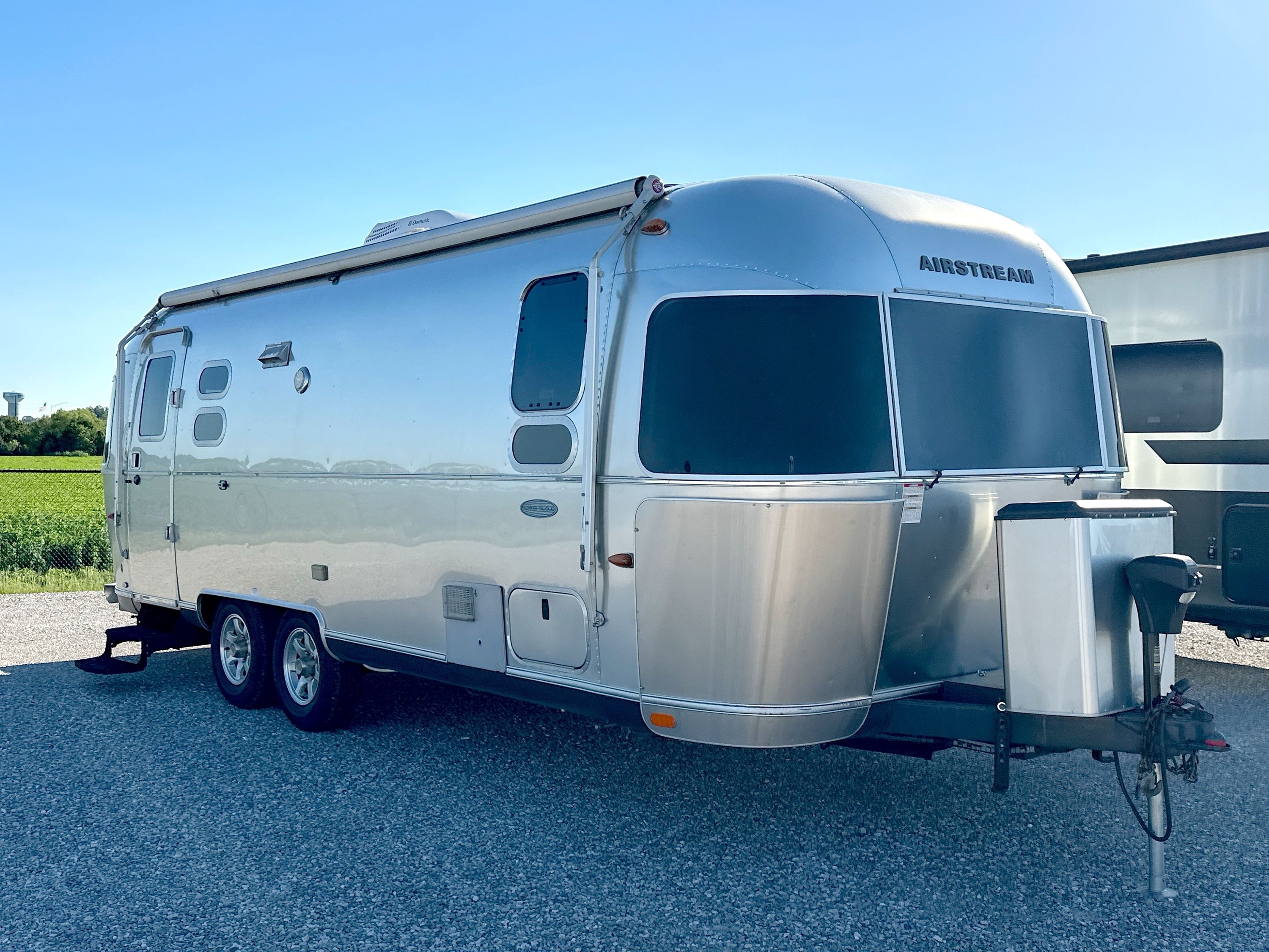 2015 Airstream FLYING CLOUD 25FB in bowling green KY