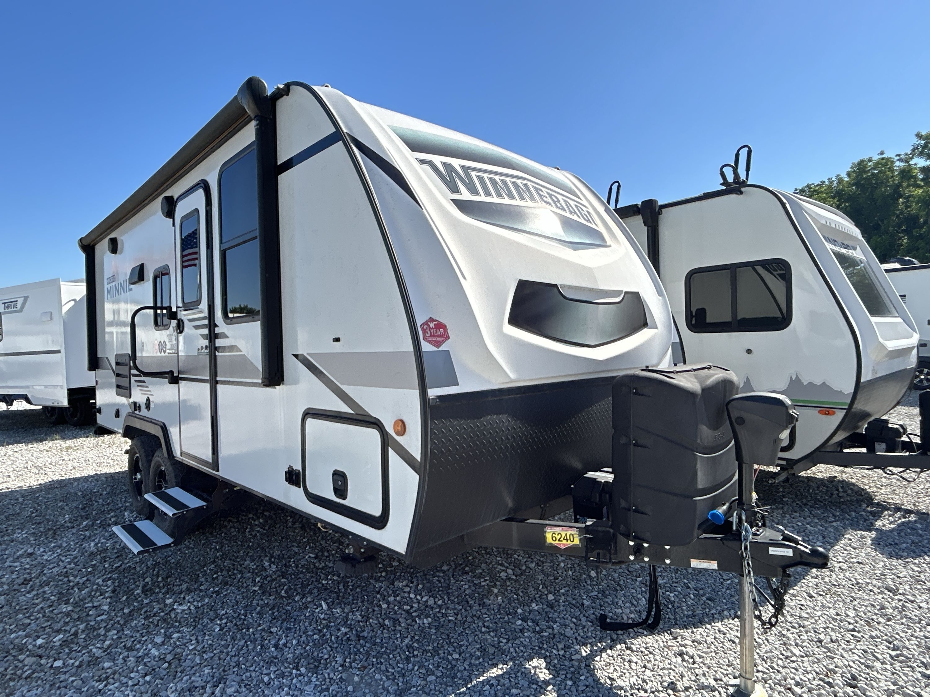 2021 Winnebago MICRO MINNIE 2108DS in lowell AR