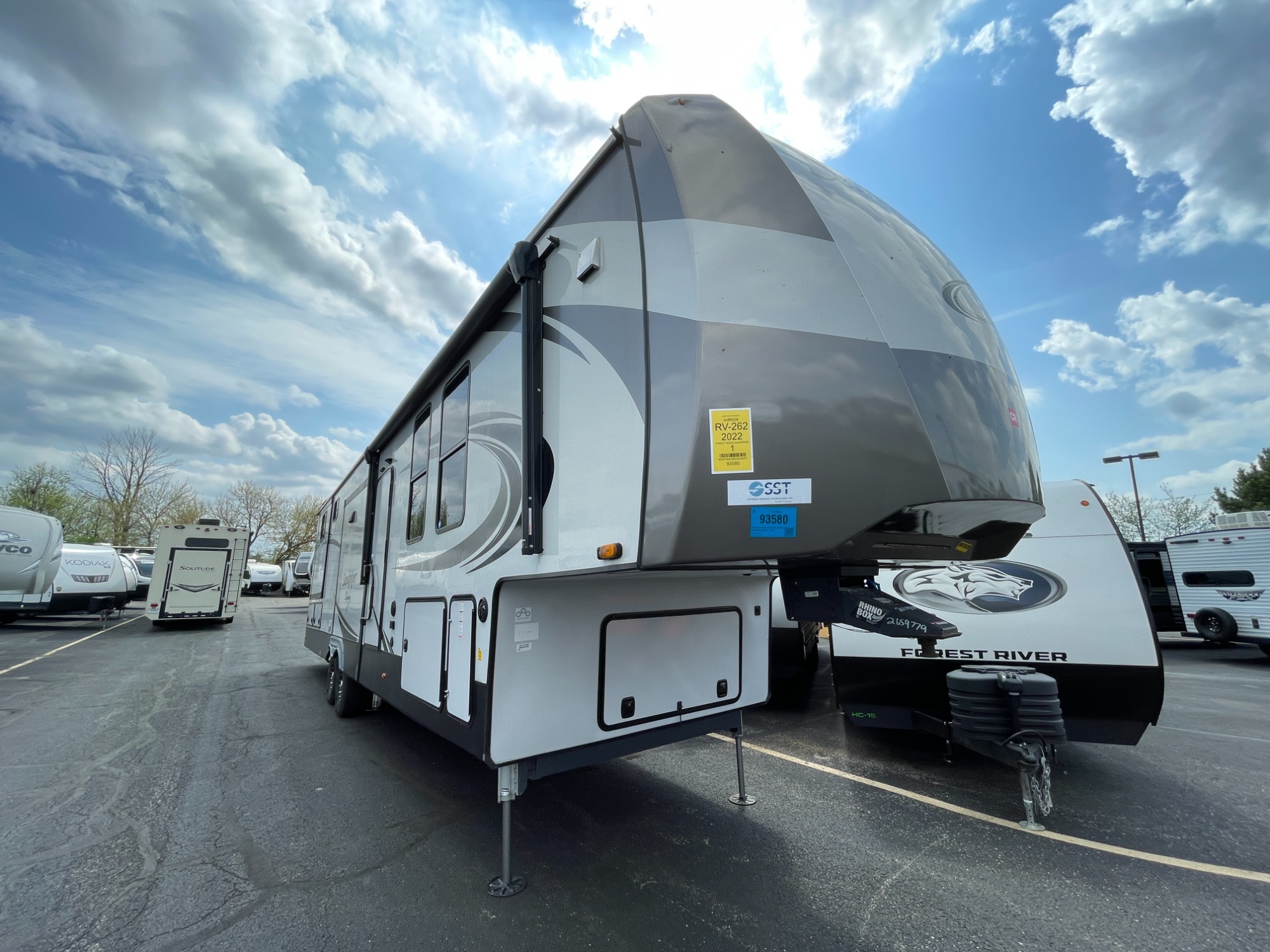 2022 Forest River SANDPIPER LUXURY 388BHRD RV