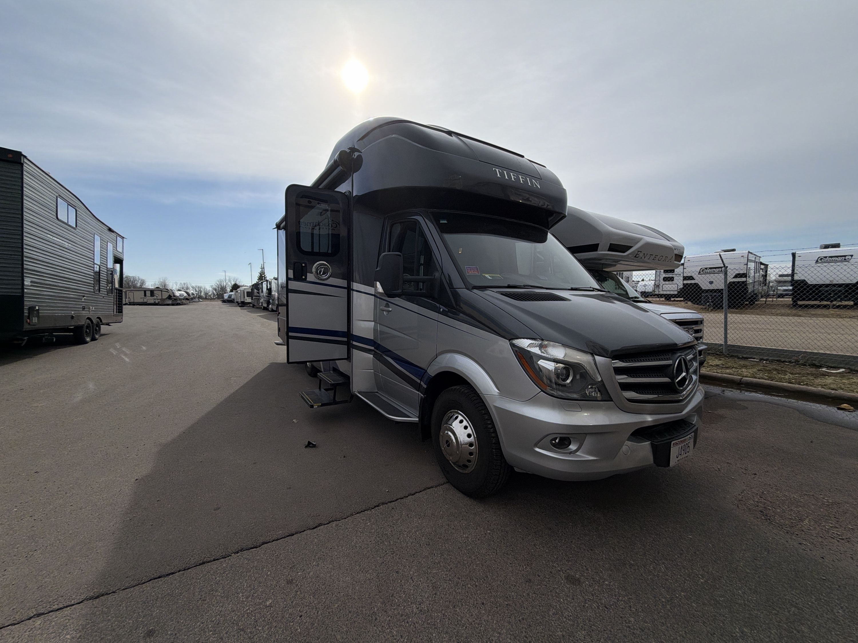 2019 Tiffin WAYFARER 24FW RV
