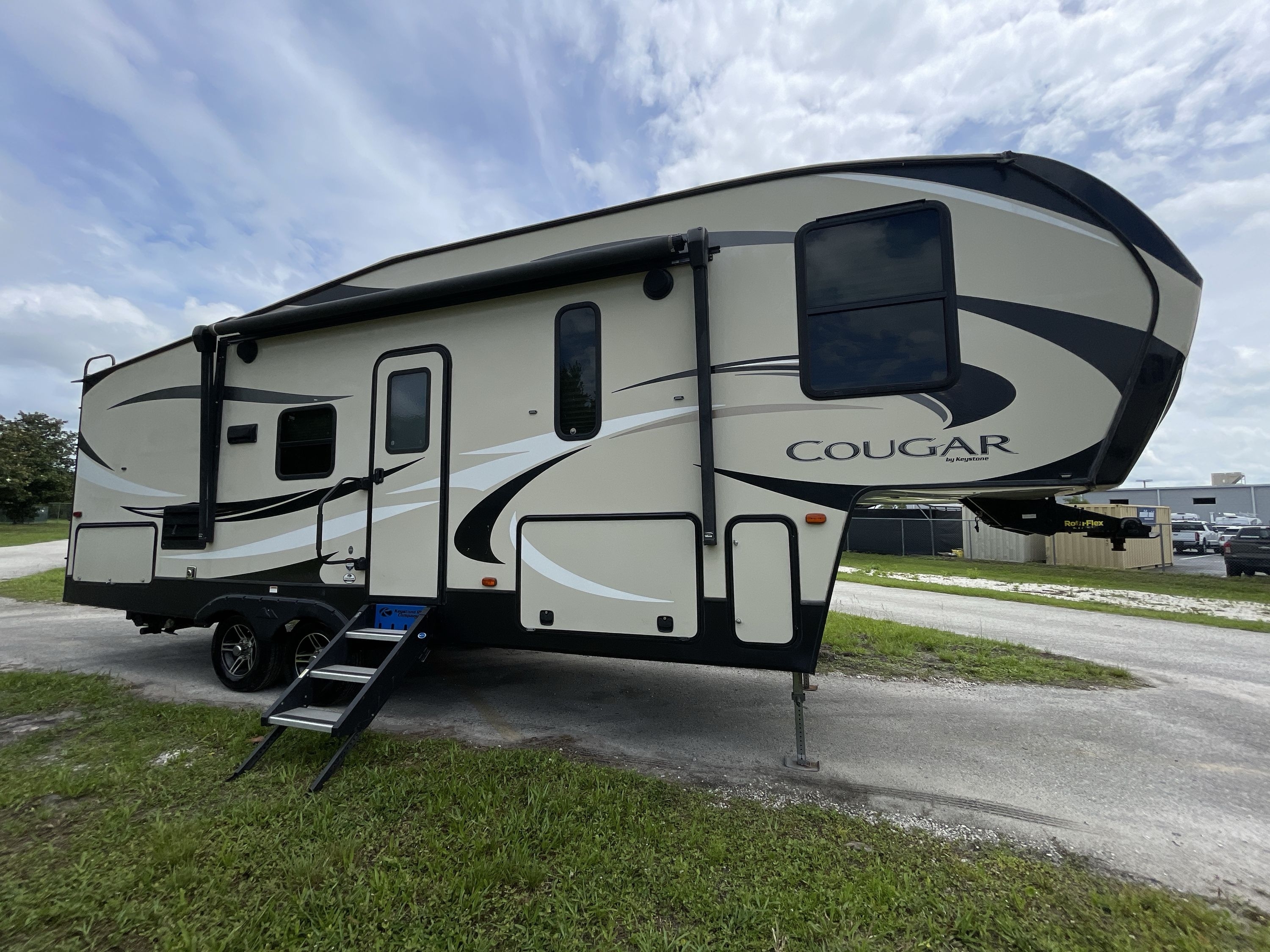 2019 Keystone COUGAR 25RES in st. augustine FL