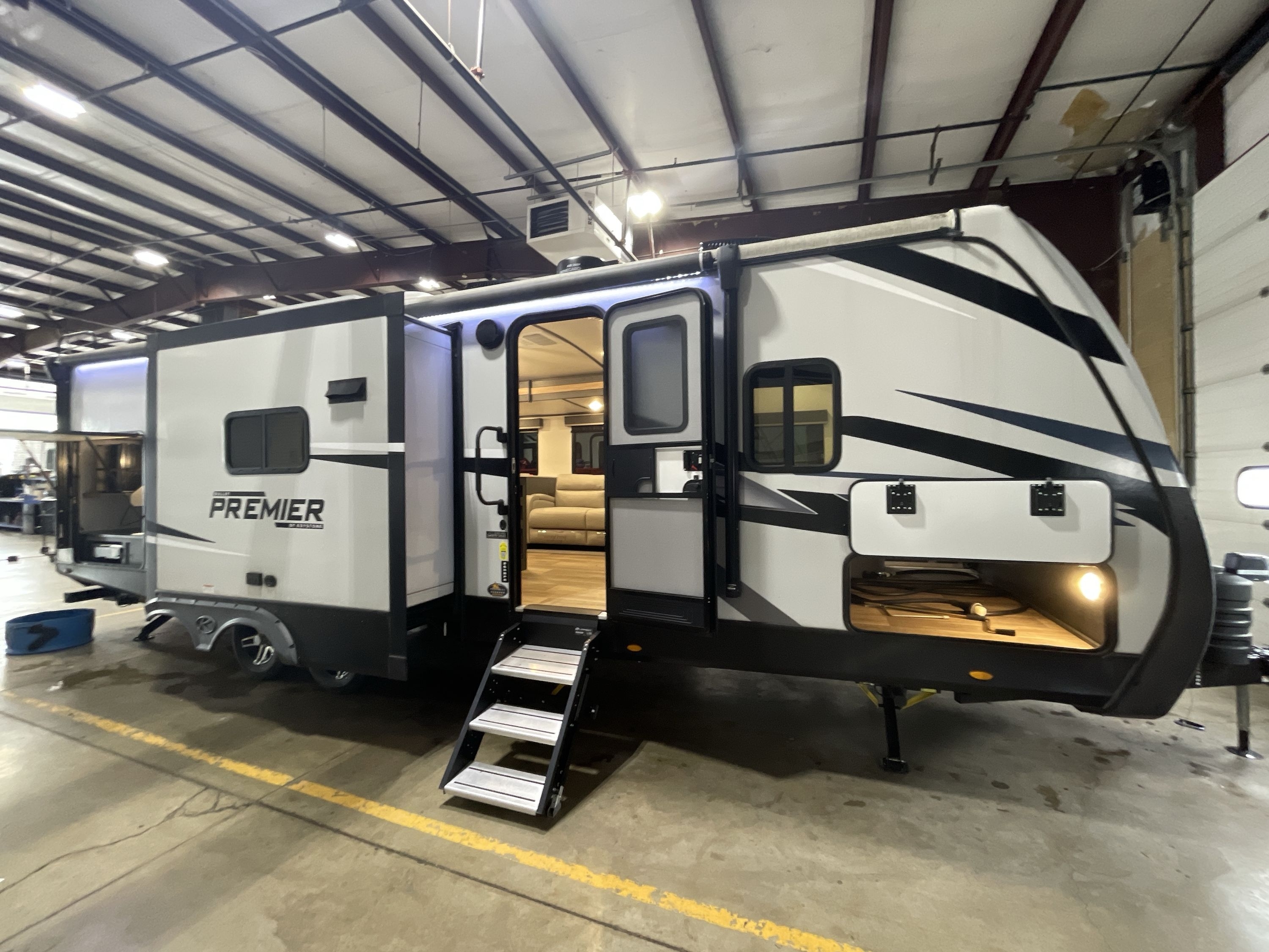 2023 Keystone PREMIER 26RB in hamburg PA