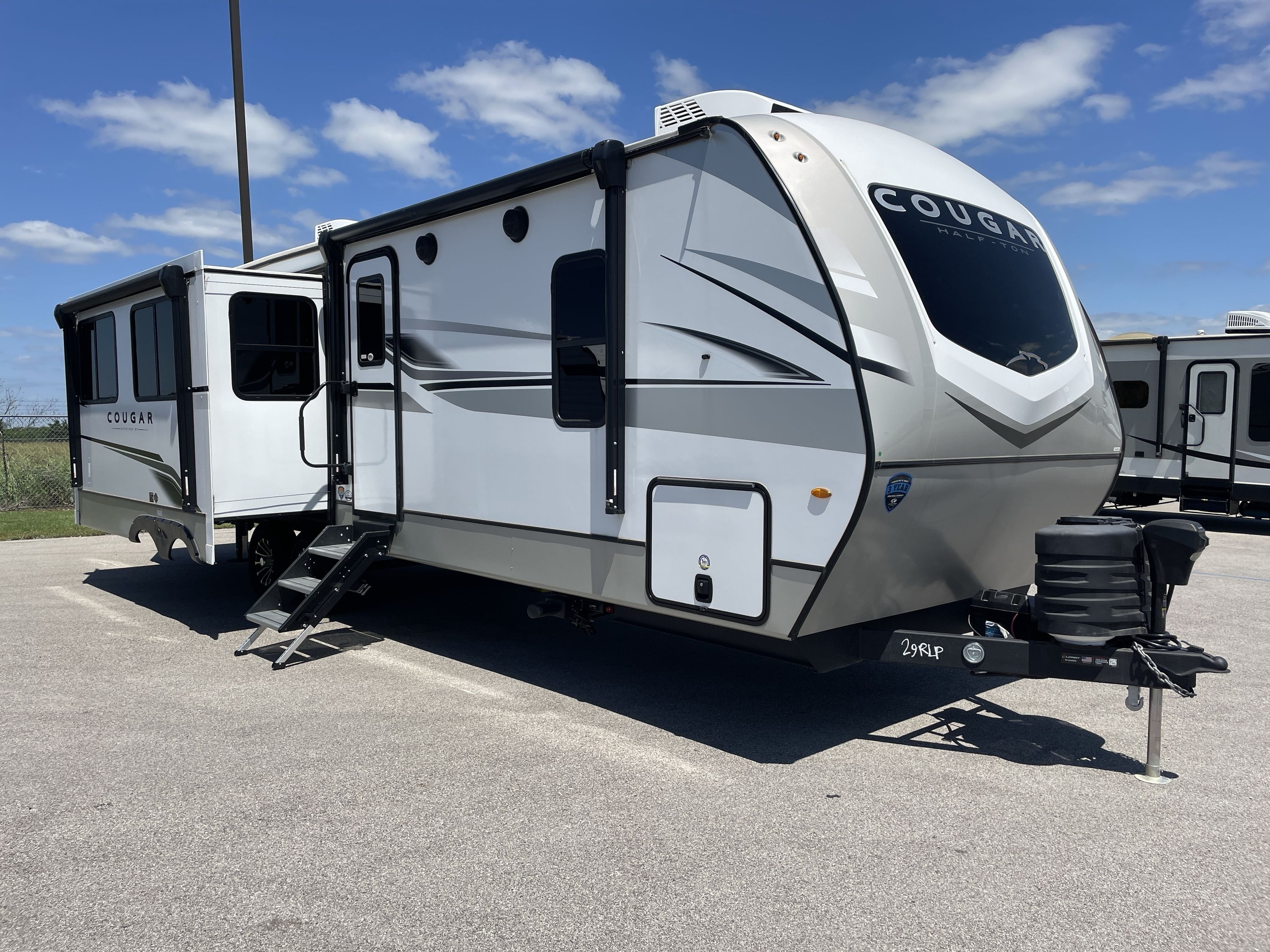 2025 Keystone COUGAR 29RLP in alvarado TX