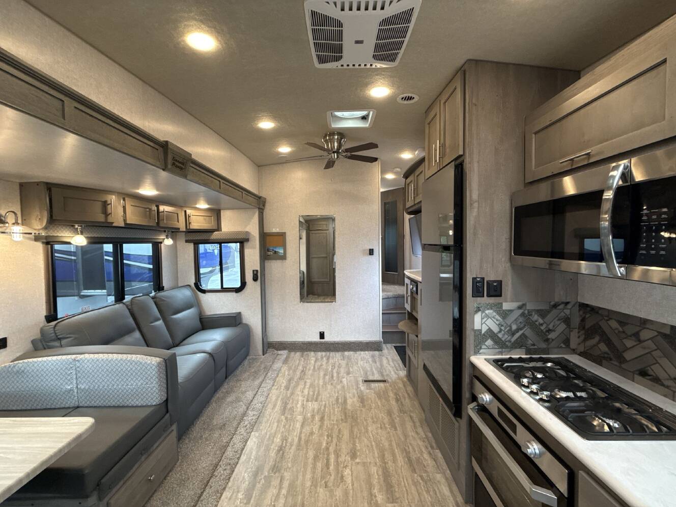 A photo of this 2024 Northwood ARCTIC FOX GRANDE RONDE 27-5L