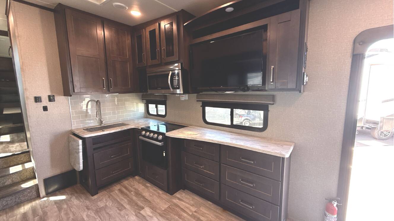 A photo of this 2022 Grand Design REFLECTION 150 SERIES 268BH