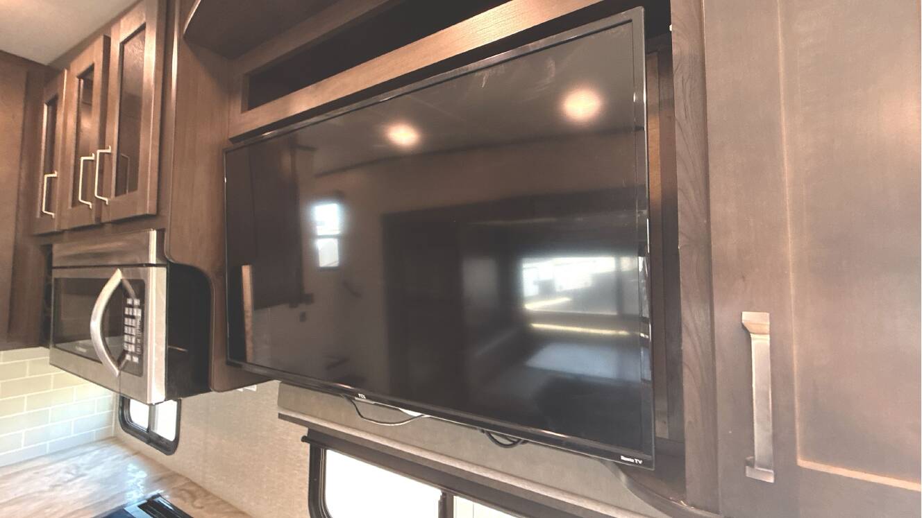 A photo of this 2022 Grand Design REFLECTION 150 SERIES 268BH