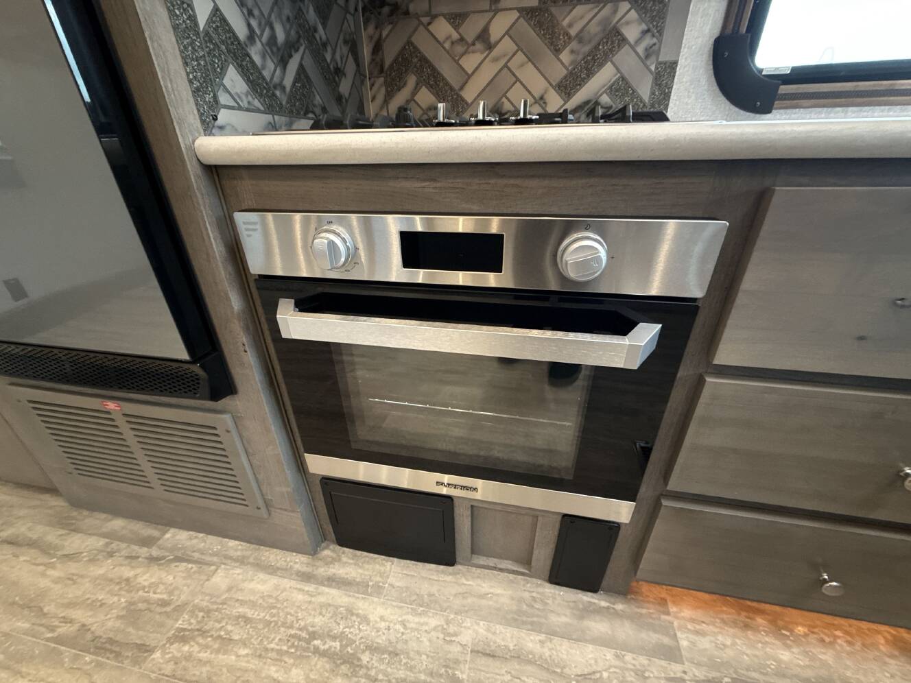 A photo of this 2024 Northwood ARCTIC FOX GRANDE RONDE 27-5L