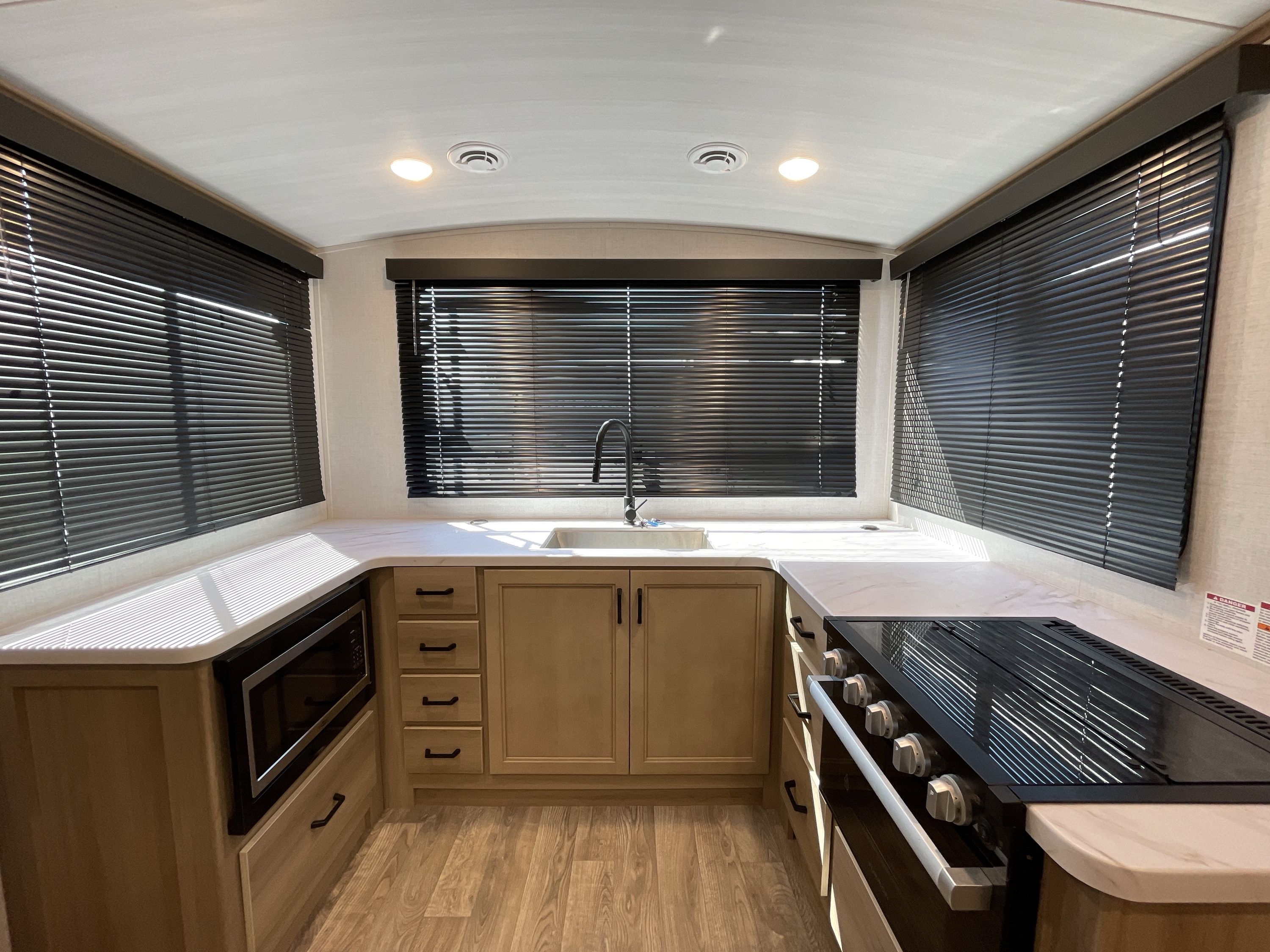 2024 Keystone OUTBACK ULTRA-LITE 296URK in fountain CO