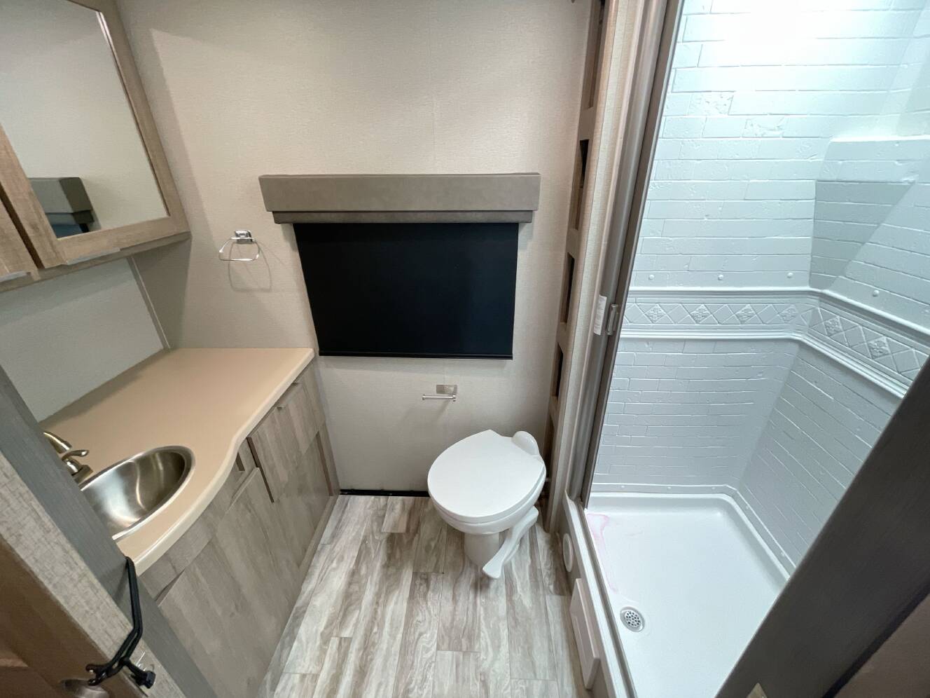 A photo of this 2021 Grand Design IMAGINE XLS 22RBE