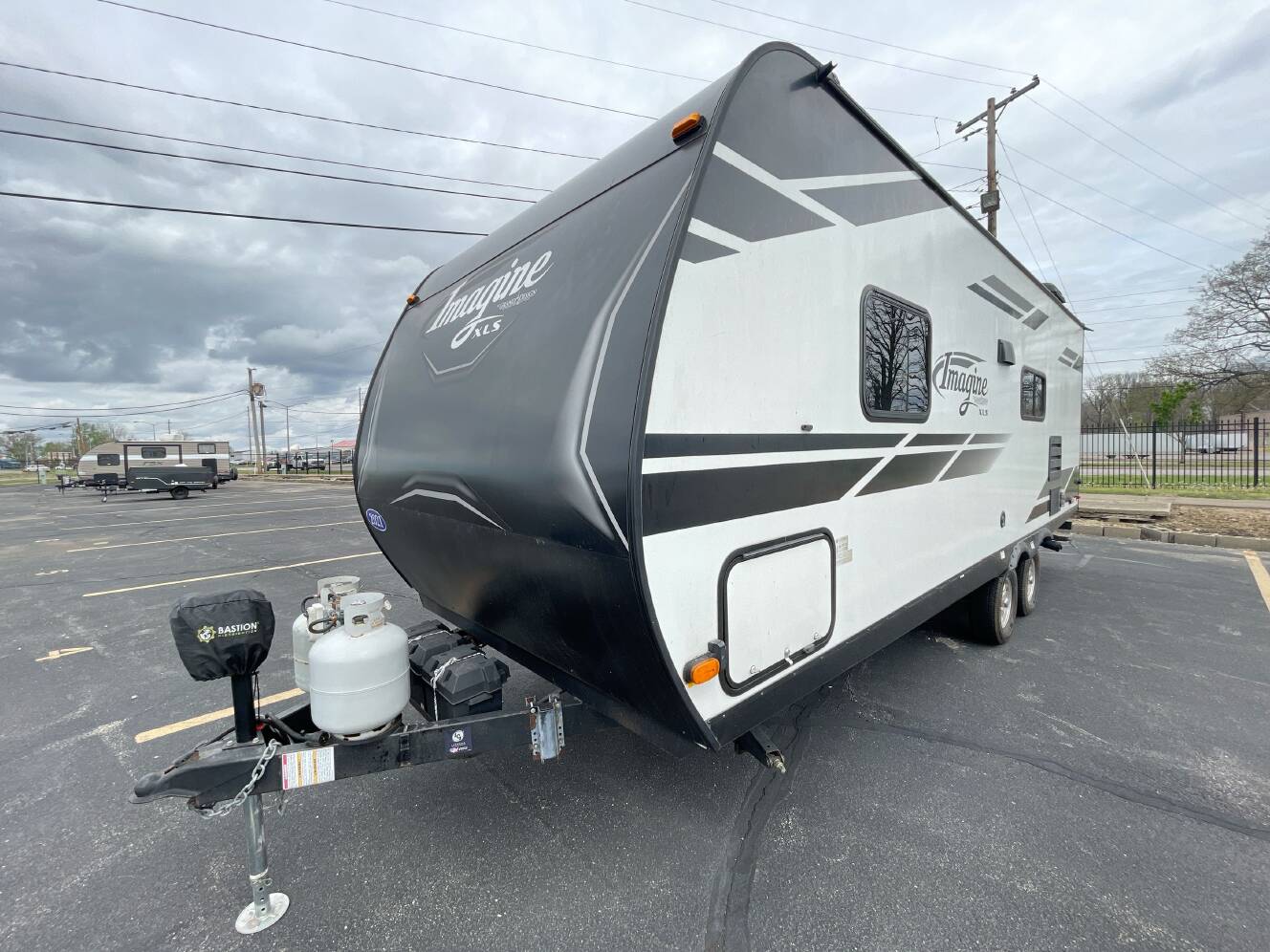 A photo of this 2021 Grand Design IMAGINE XLS 22RBE