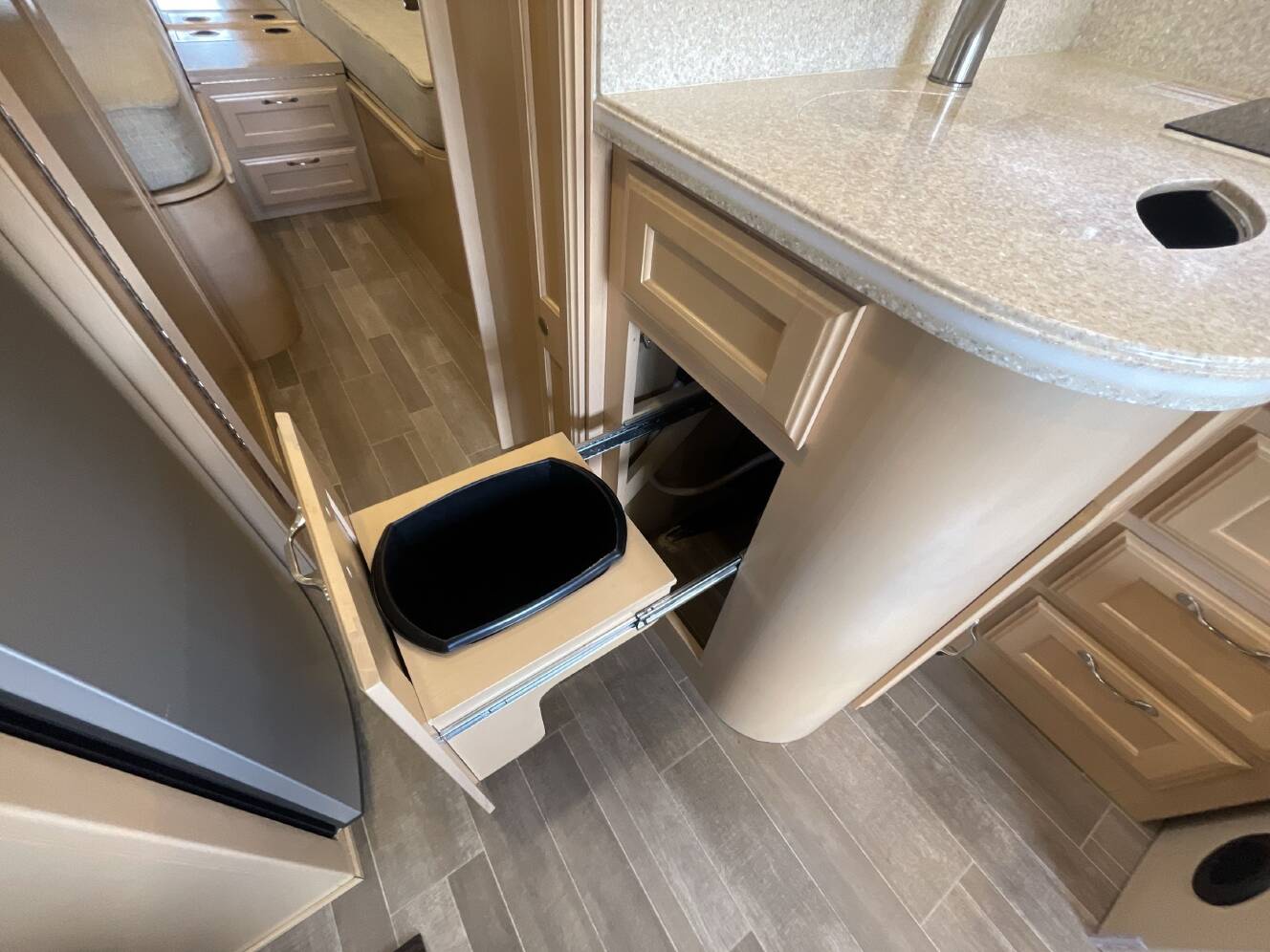 A photo of this 2020 Regency ULTRA BROUGHAM 25TB