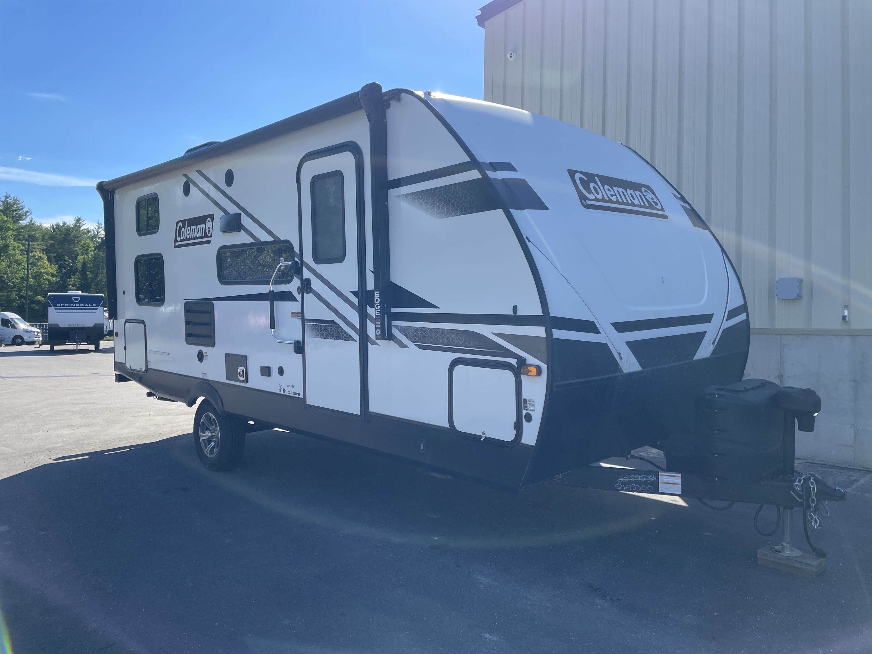 2022 Coleman COLEMAN LIGHT 1905BH in windham ME