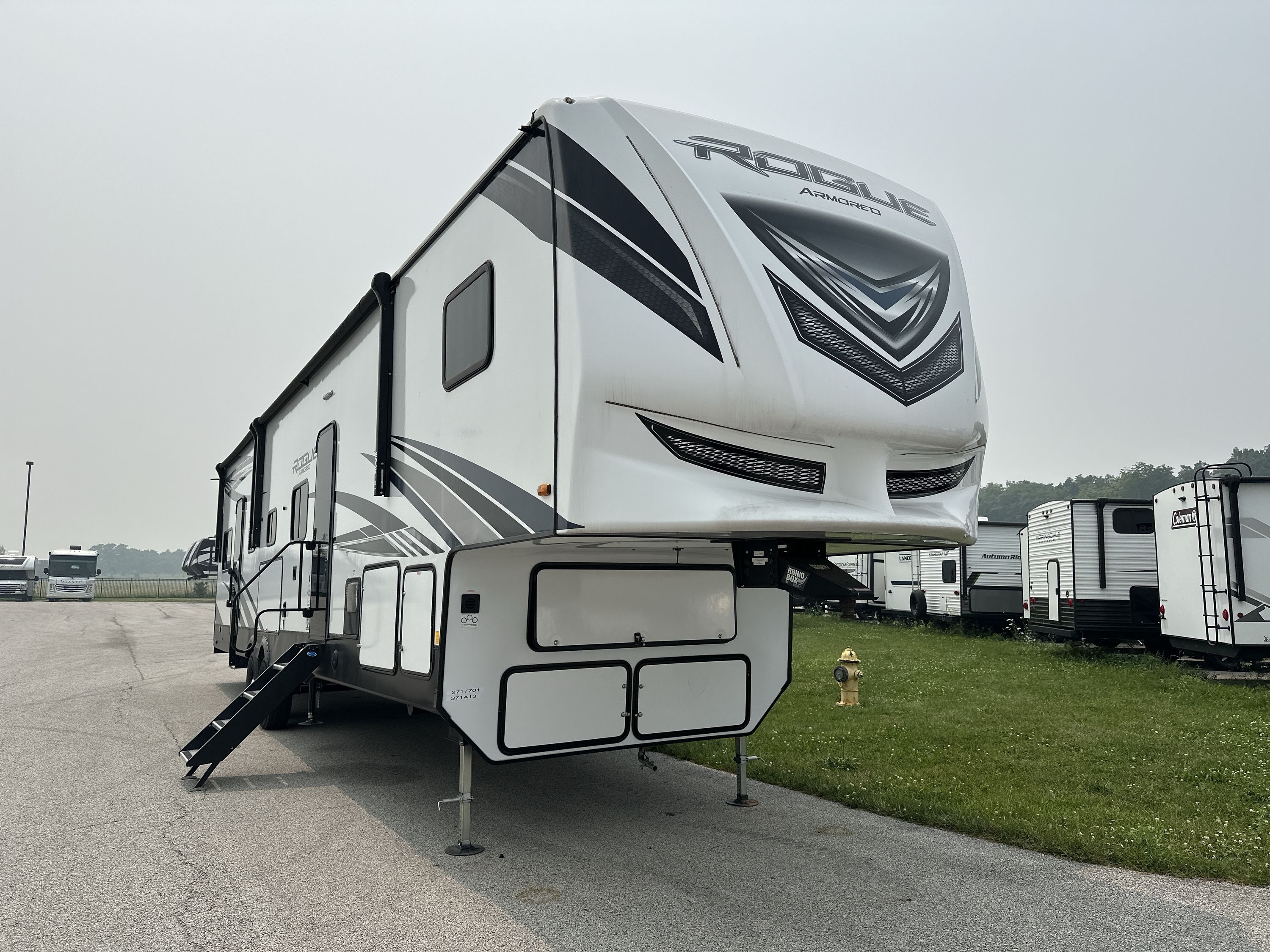 2022 Forest River ROGUE ARMORED 371A13 in rossford OH