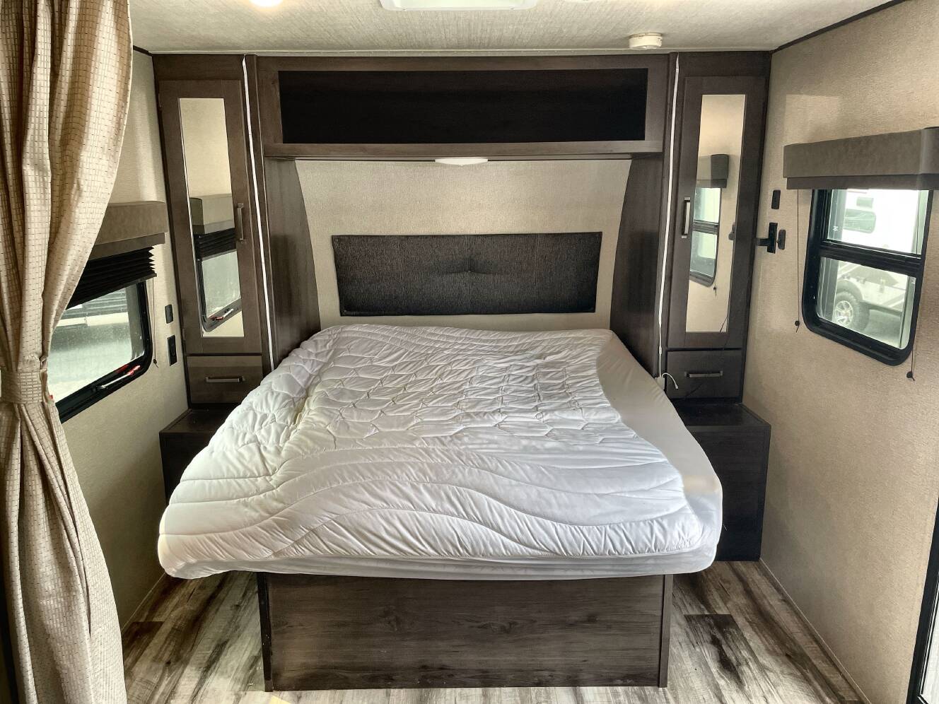 A photo of this 2023 Grand Design TRANSCEND XPLOR 200MK