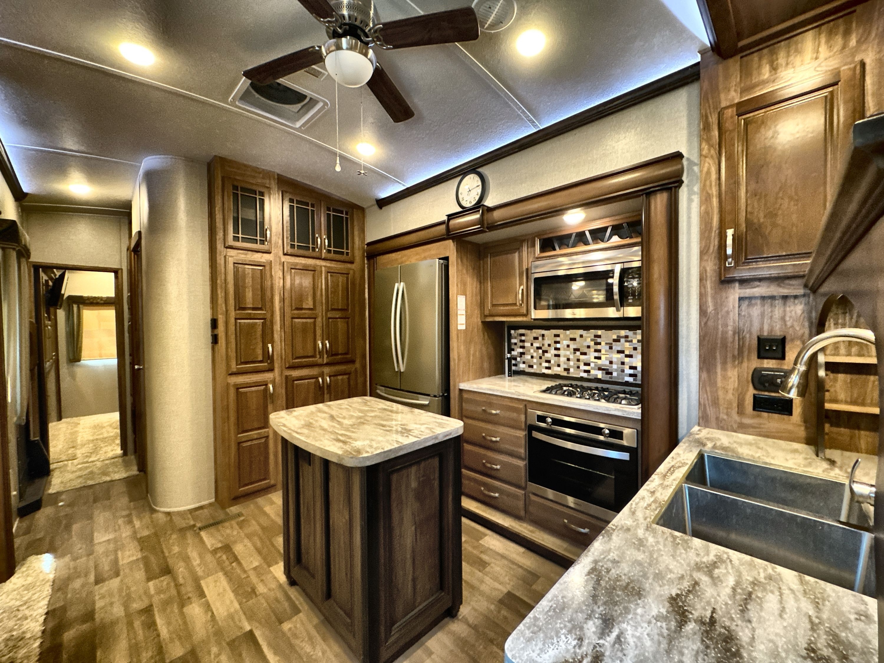 2018 Keystone MONTANA 3731FL in kingston NY