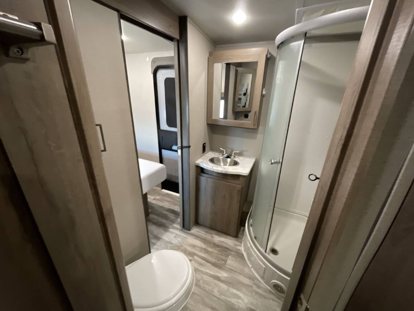 A photo of this 2021 Grand Design IMAGINE 3250BH