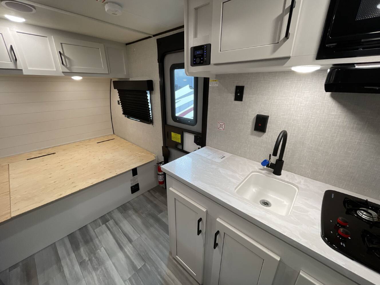 A photo of this 2024 Jayco JAY FLIGHT SLX BAJA 184BS