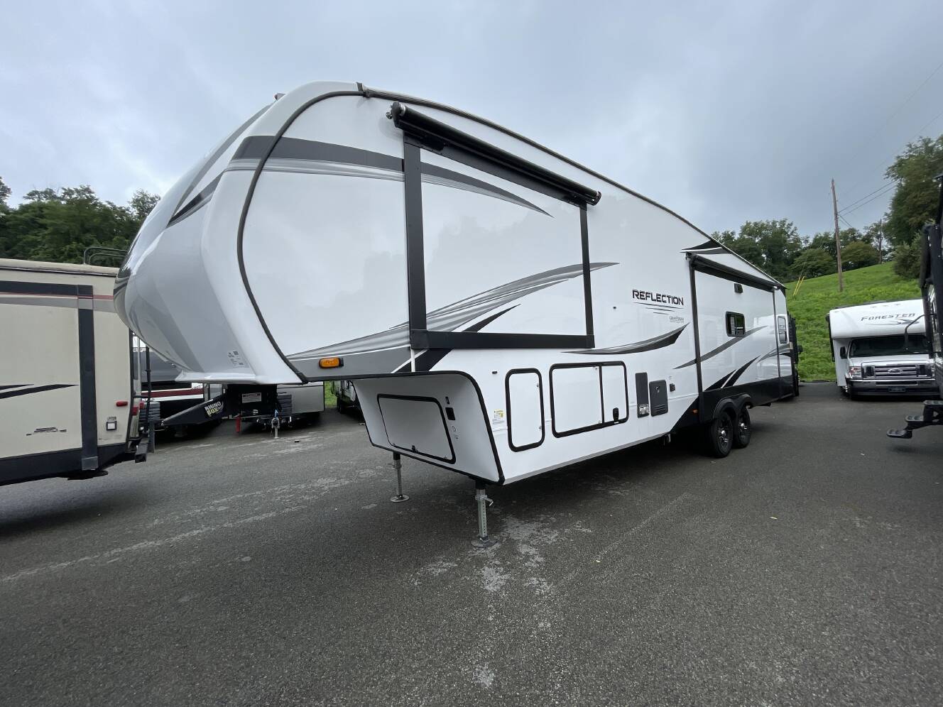 A photo of this 2023 Grand Design REFLECTION 337RLS