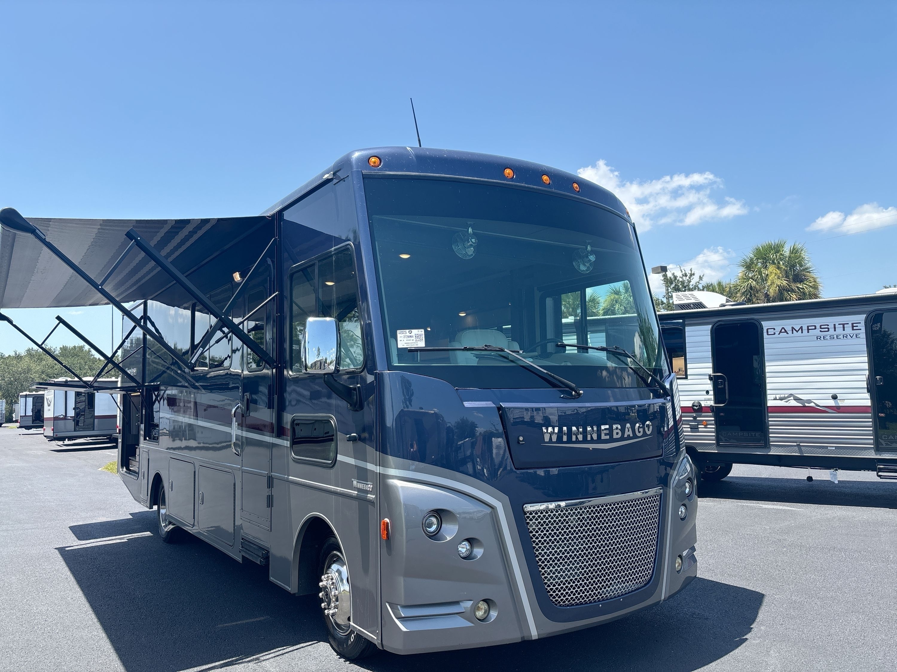 2021 Winnebago ADVENTURER 29B in fort myers FL