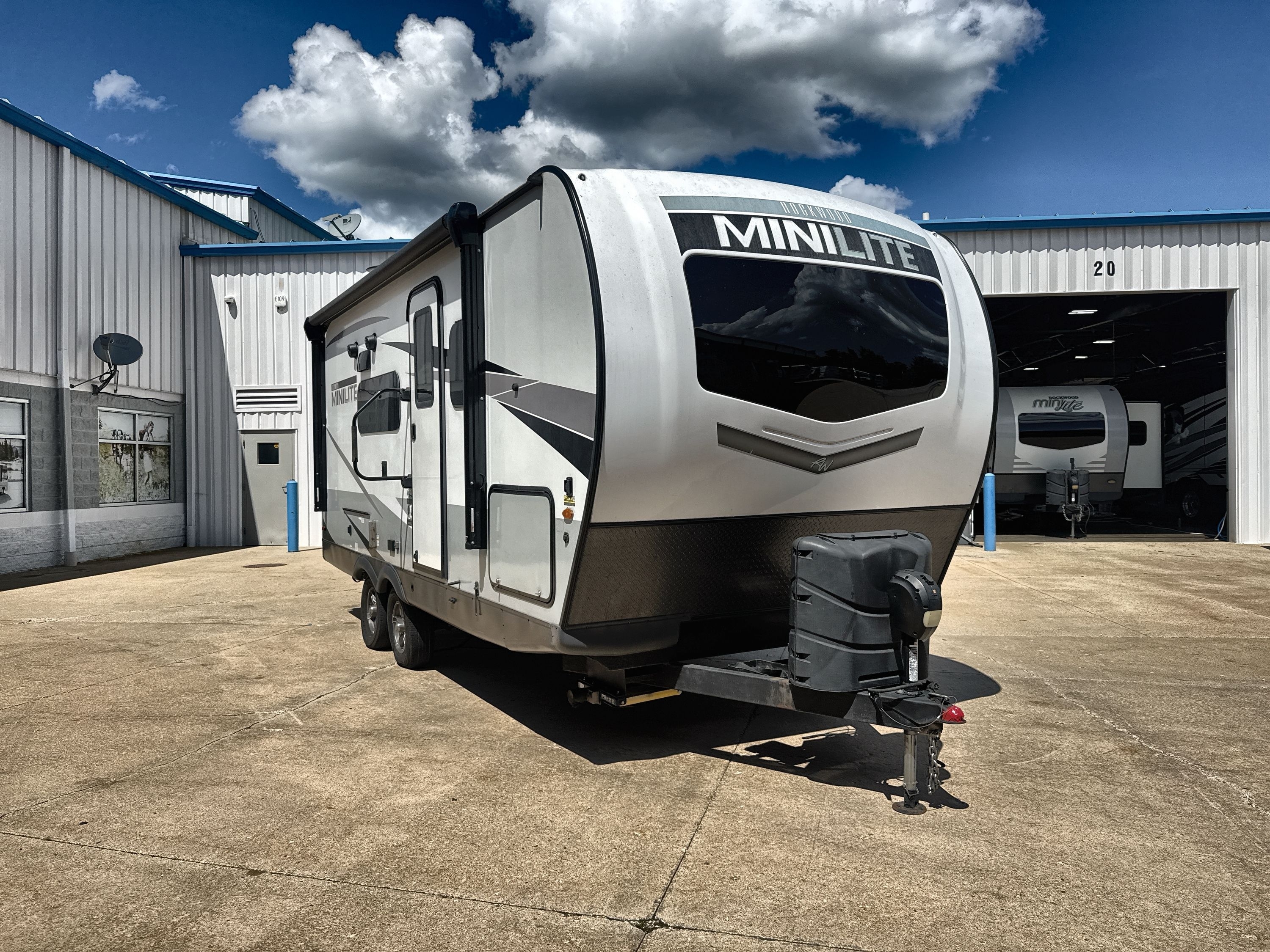 2023 Forest River ROCKWOOD MINI LITE 2104S RV