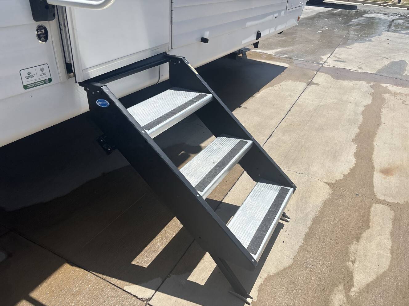 A photo of this 2026 Forest River WILDWOOD 32VERANDA