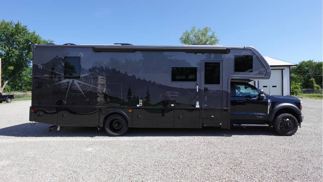 A photo of this 2027 Dynamax ISATA 6 30FW