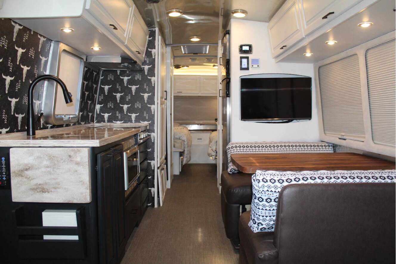 A photo of this 2017 Airstream CLASSIC 30RB