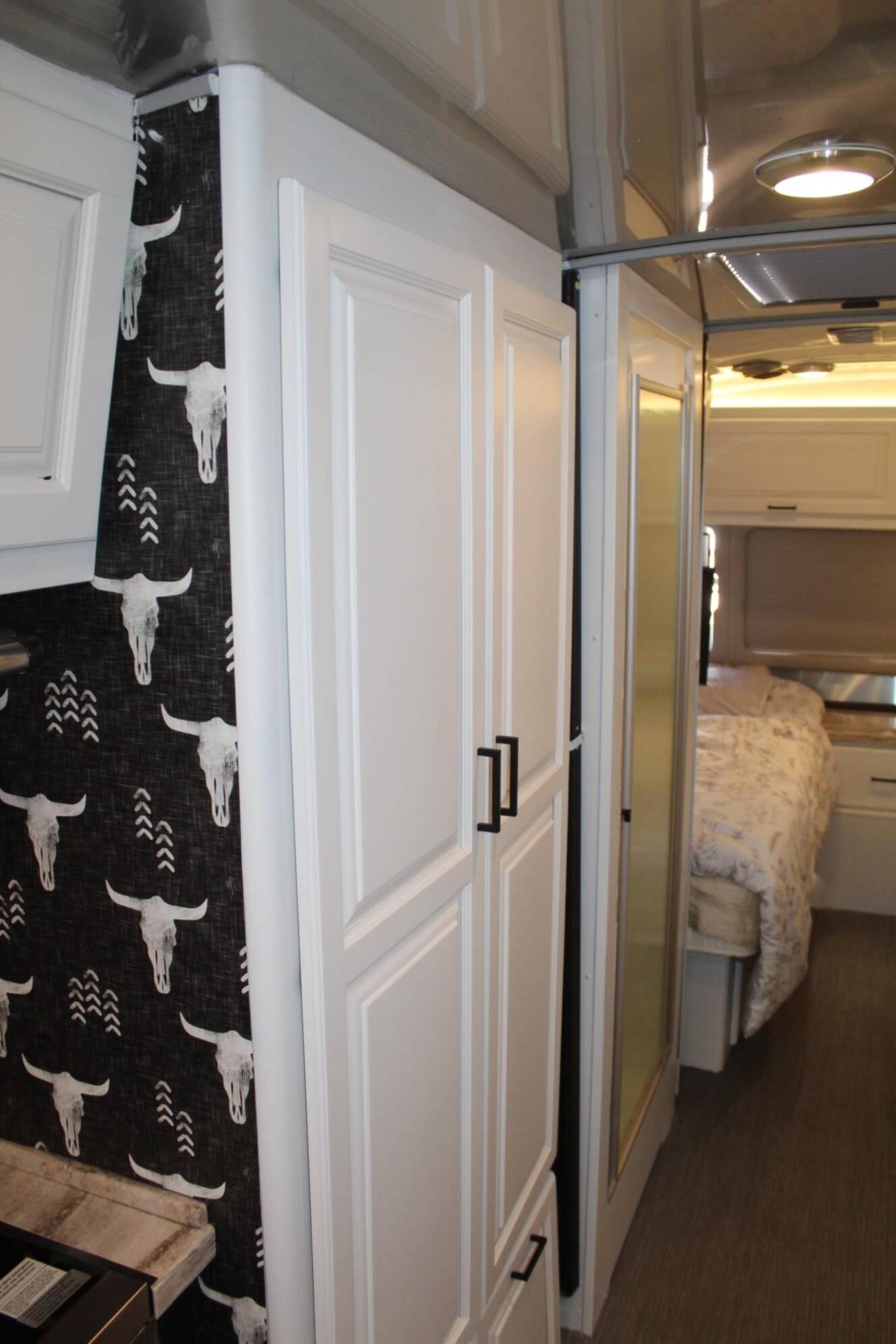 A photo of this 2017 Airstream CLASSIC 30RB