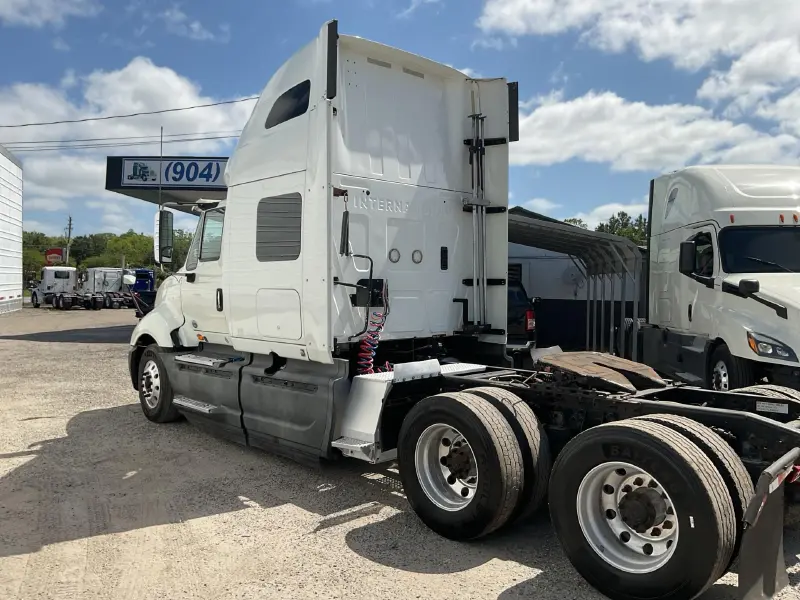 2016 INTERNATIONAL Prostar
