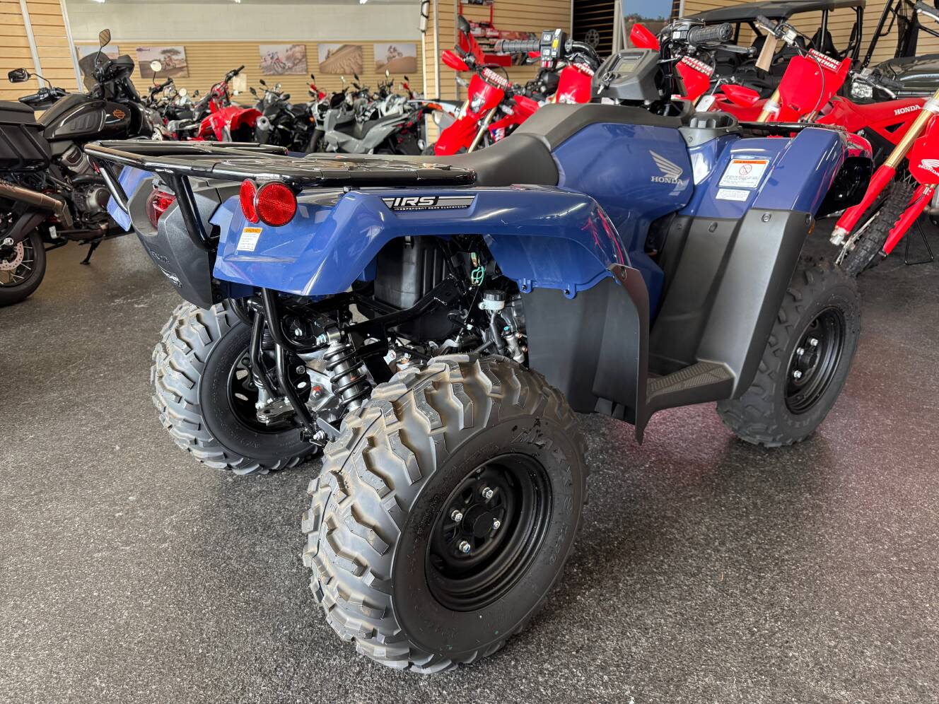 A photo of this 2025 Honda FOURTRAX RANCHER 4x4 AUTO DCT IRS EPS