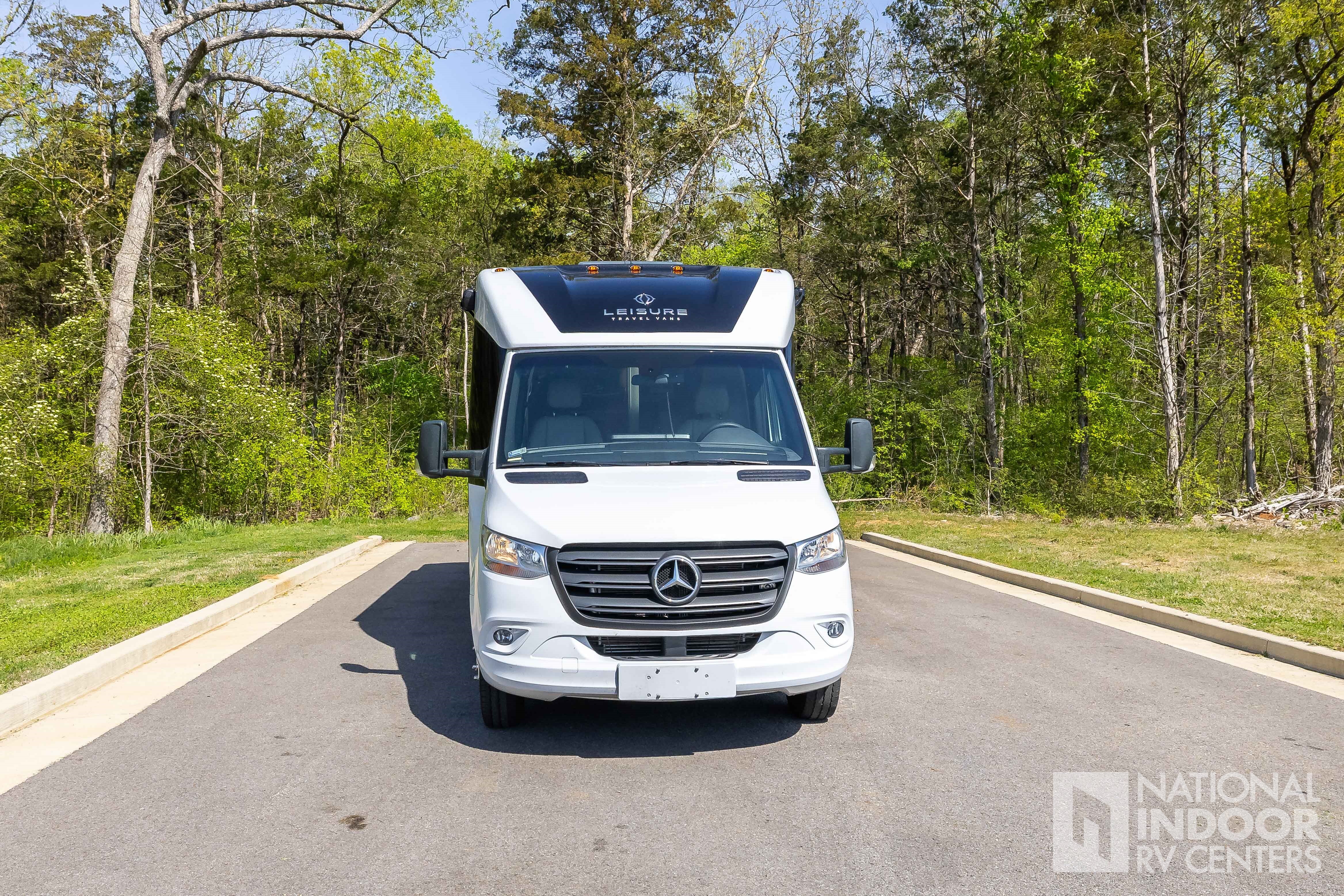 2022 Leisure Travel Vans Unity 24MB RV