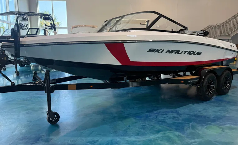 2025 Nautique Ski Nautique 200 Open Bow BASE in niceville FL
